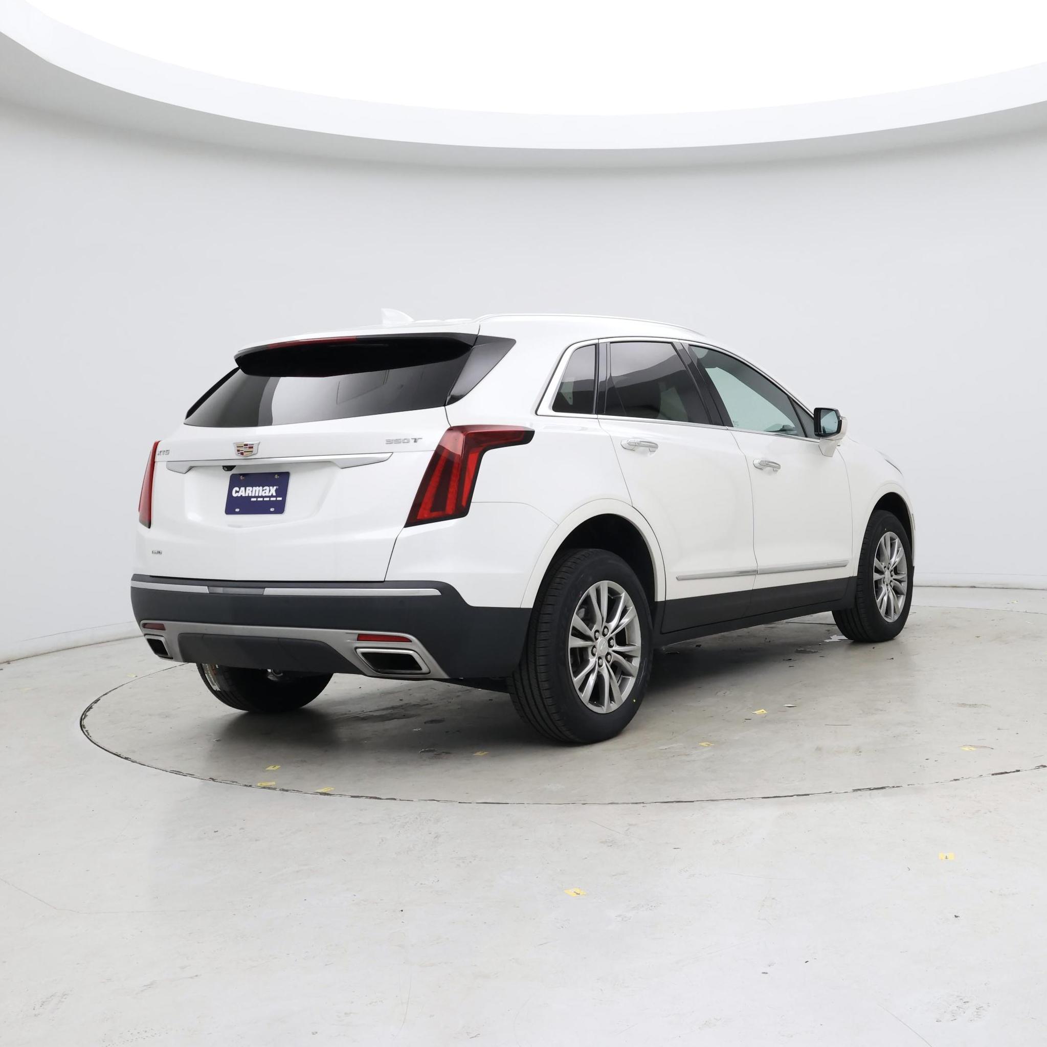 Thumbnail: 2022 Cadillac XT5 - 8