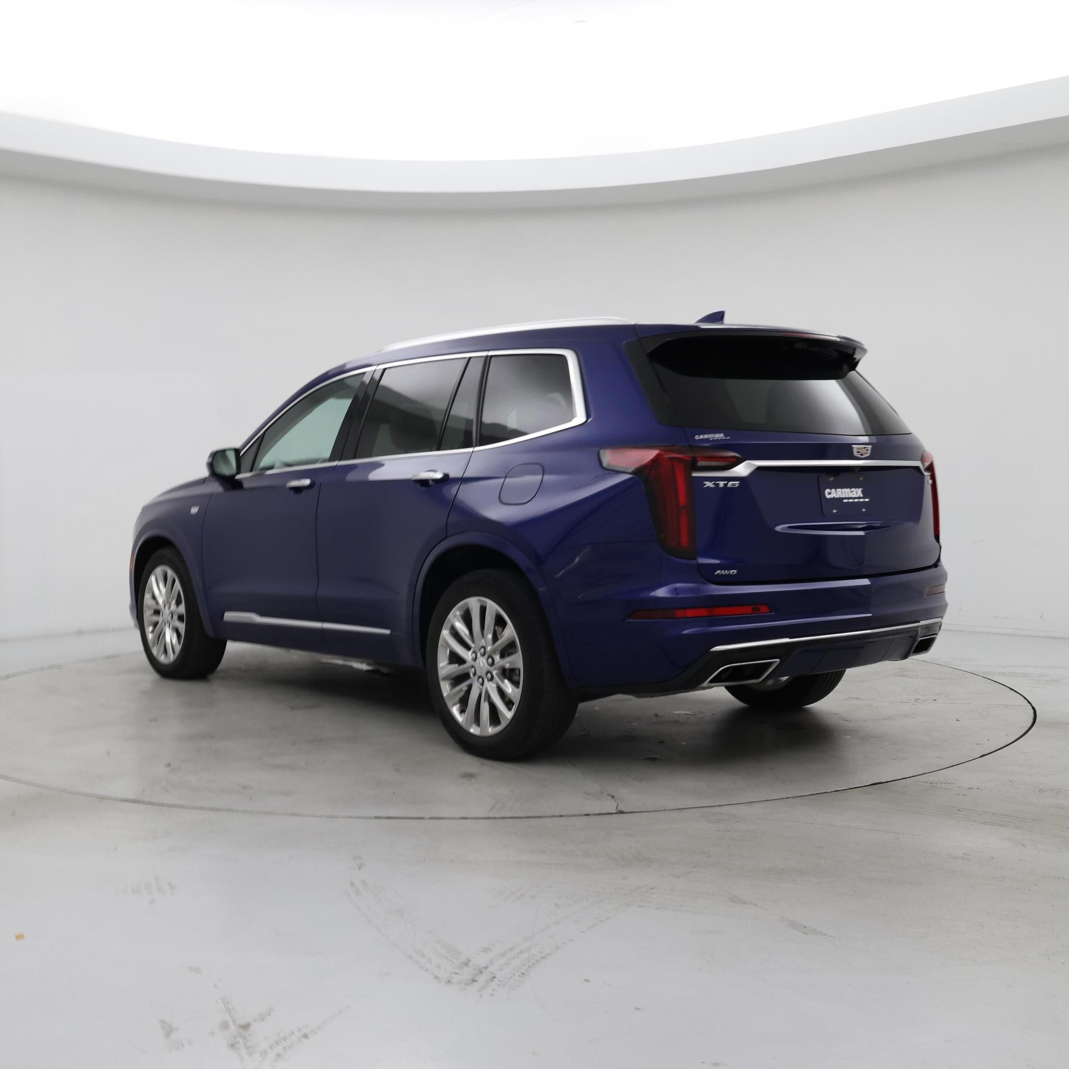 Thumbnail: 2023 Cadillac XT6 - 2
