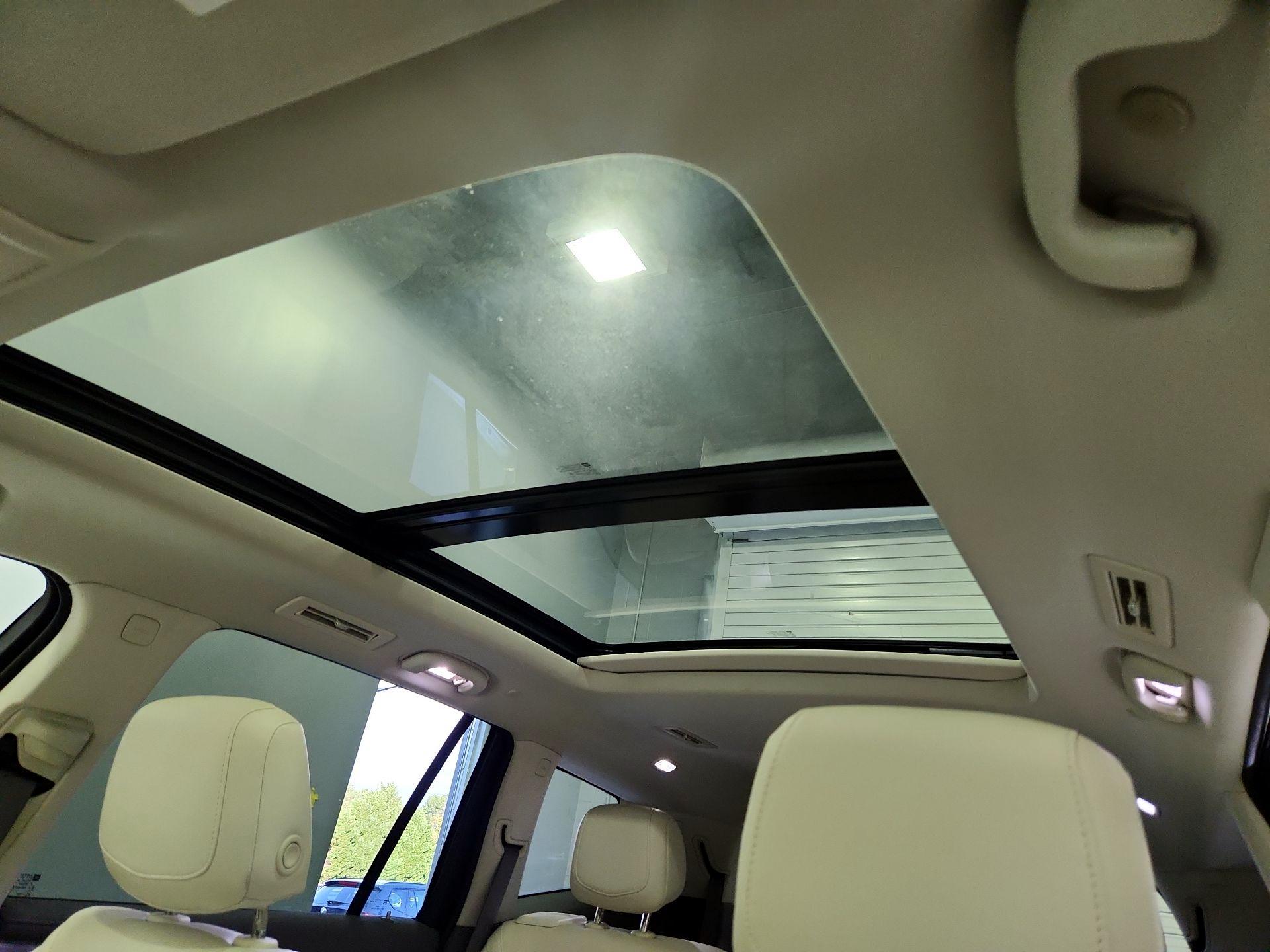 Thumbnail: 2023 Cadillac XT6 - 20