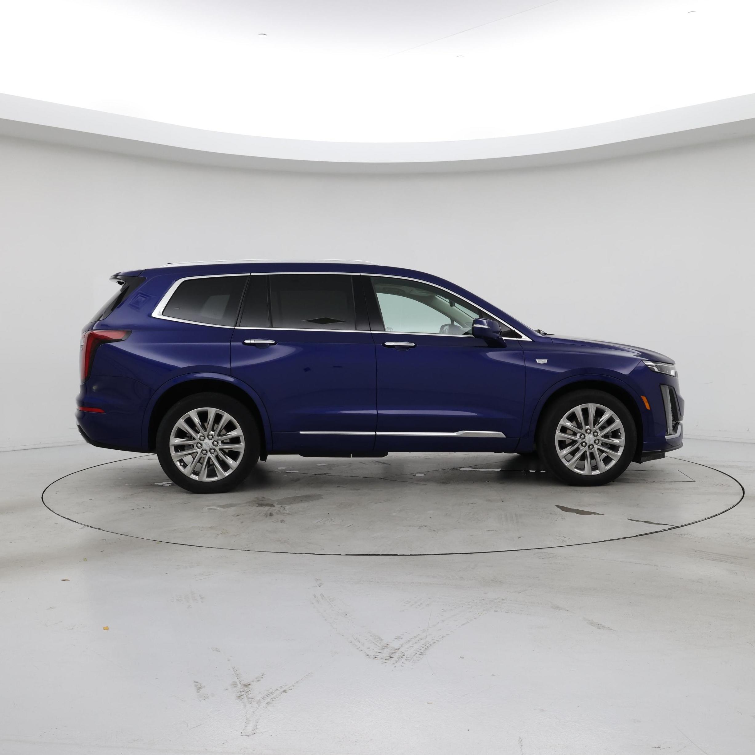 Thumbnail: 2023 Cadillac XT6 - 7