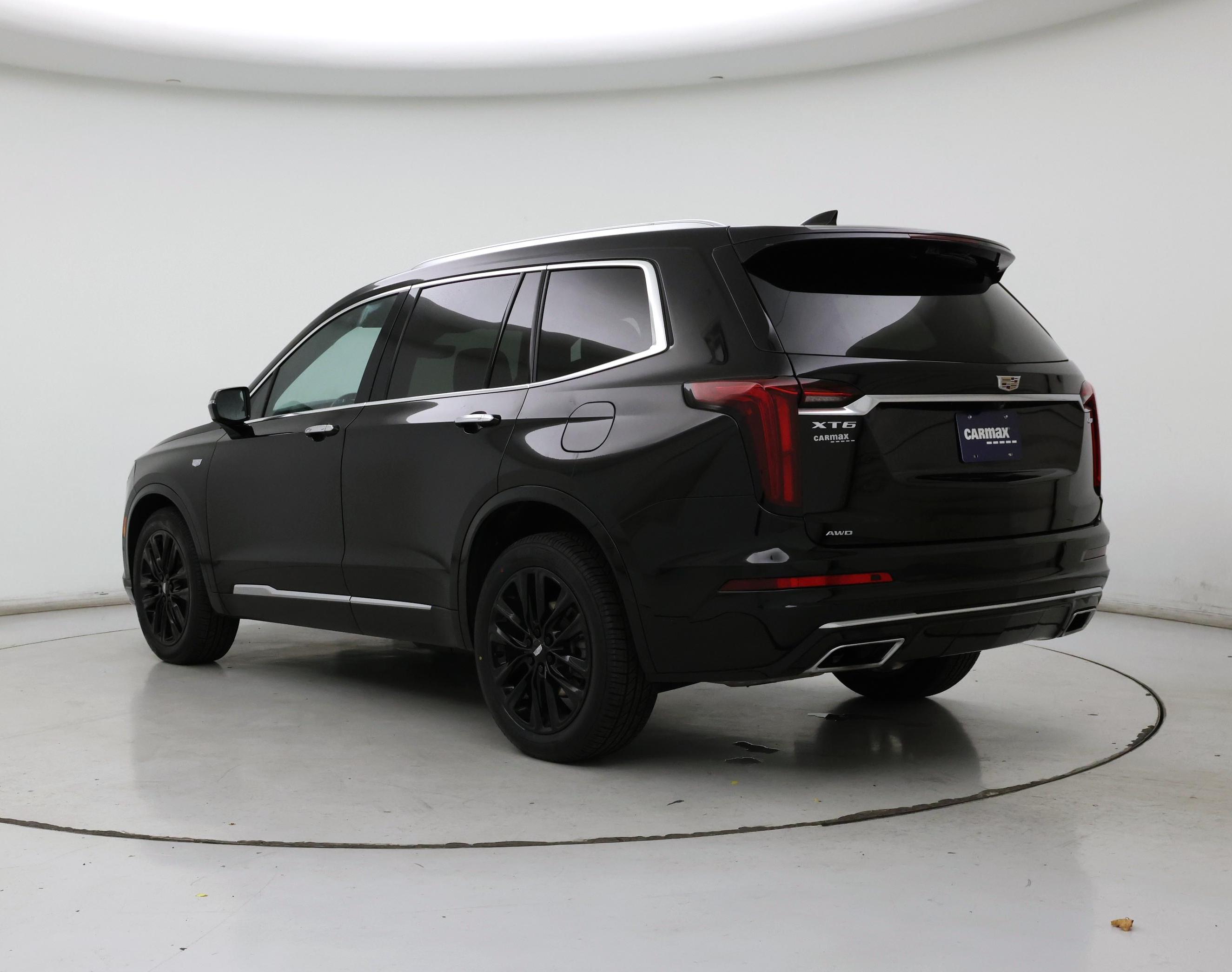 Thumbnail: 2022 Cadillac XT6 - 2