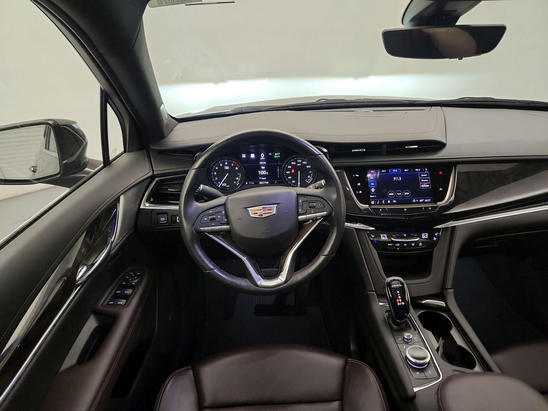 Thumbnail: 2021 Cadillac XT6 - 10