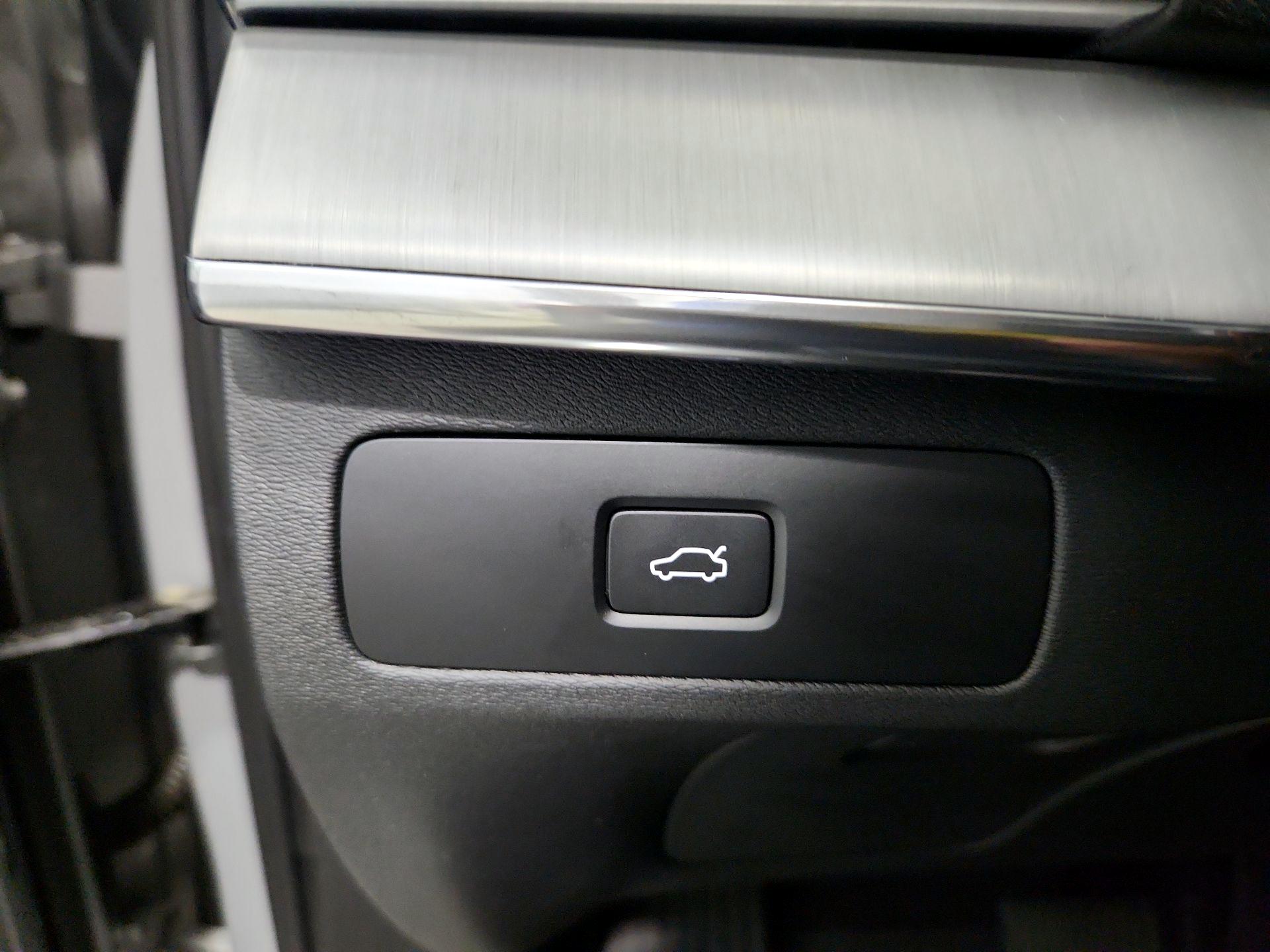 Thumbnail: 2024 Volvo XC90 - 13