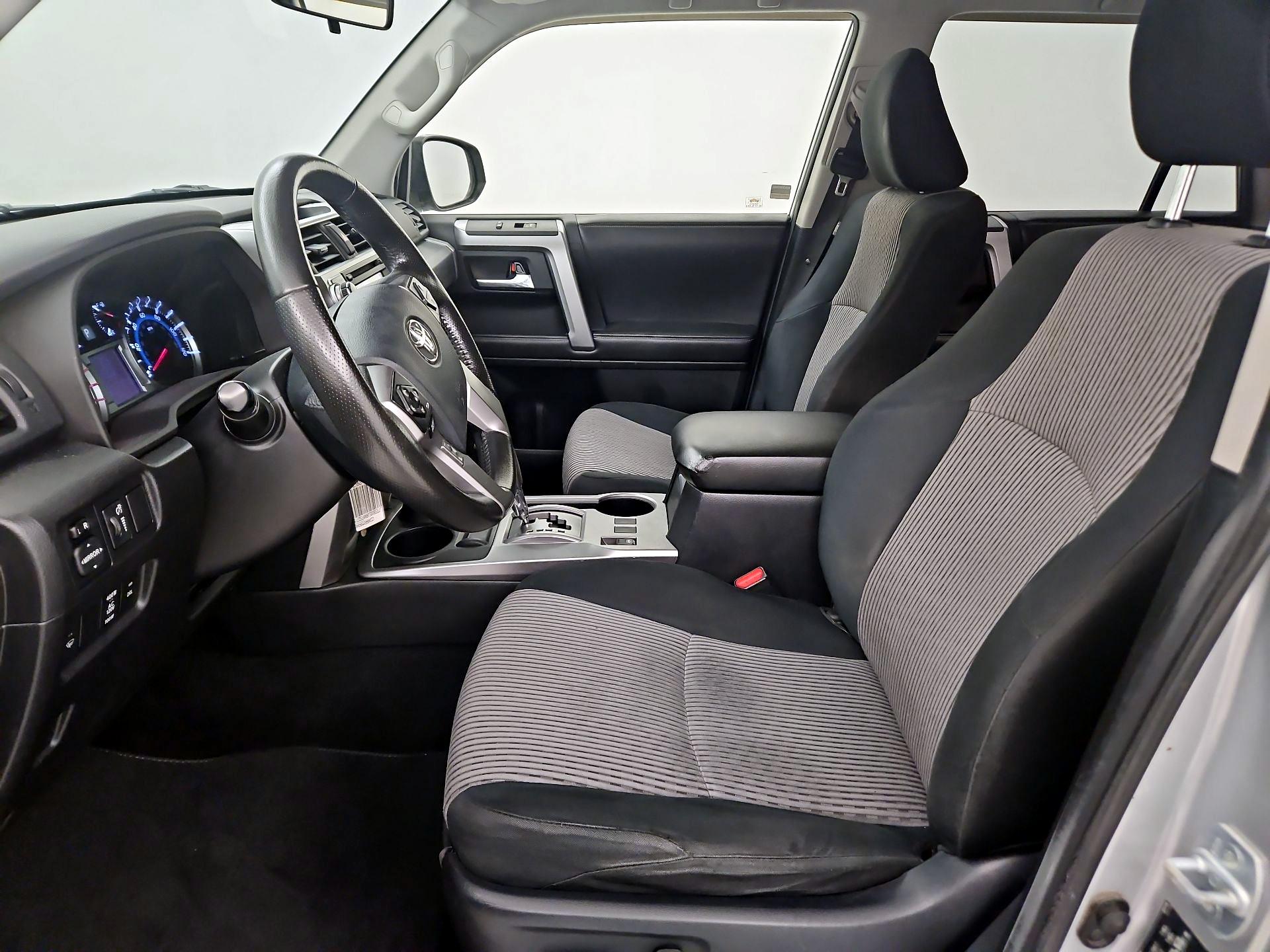 Thumbnail: 2015 Toyota 4Runner - 11