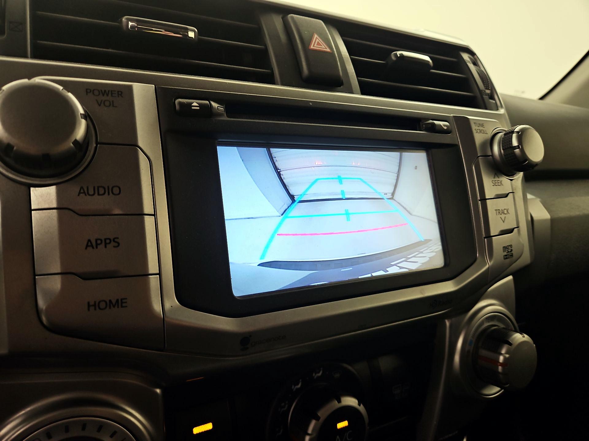 Thumbnail: 2015 Toyota 4Runner - 14