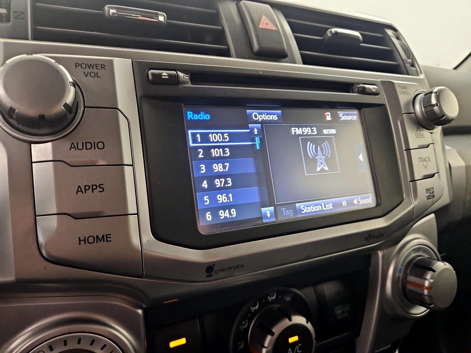 Thumbnail: 2015 Toyota 4Runner - 15
