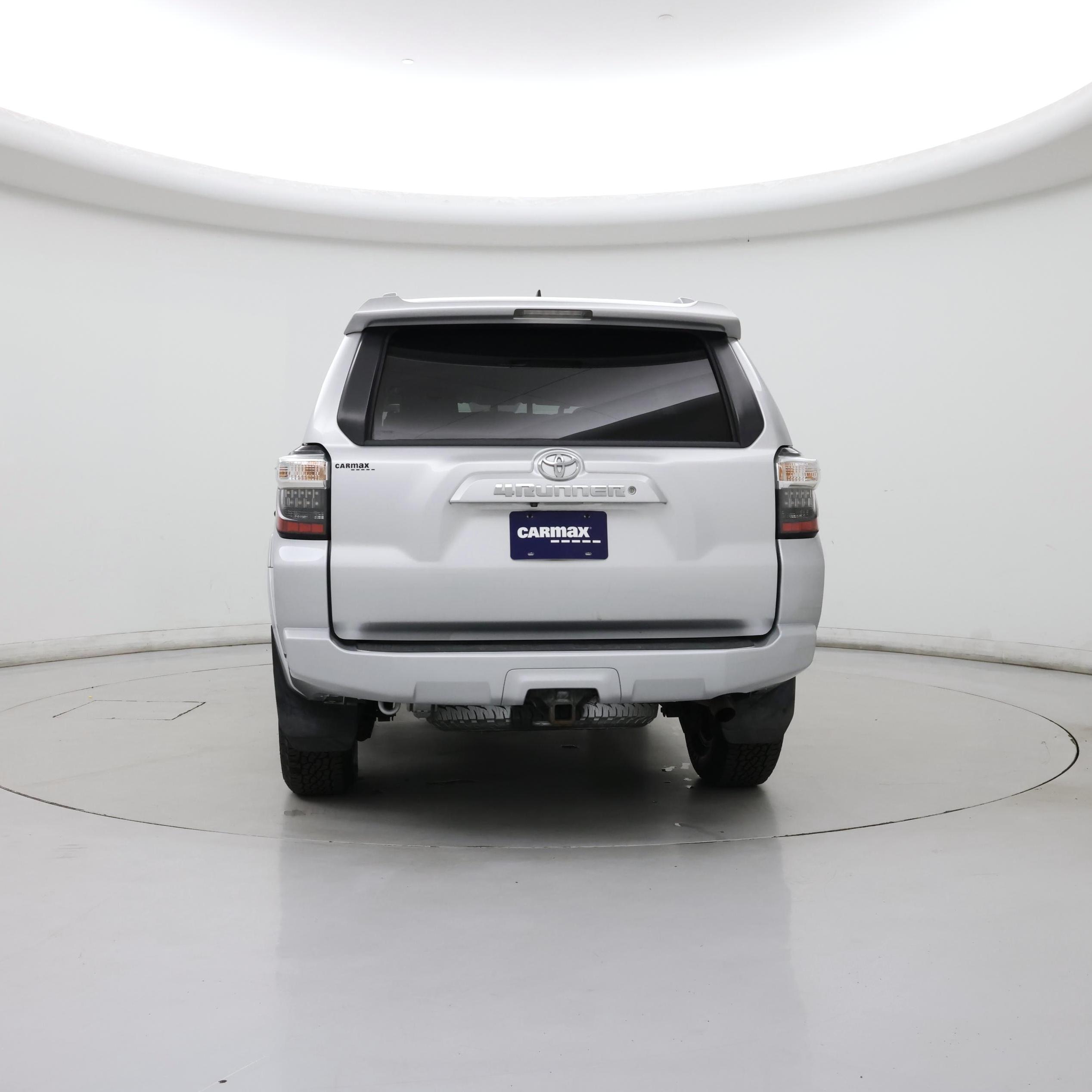 Thumbnail: 2015 Toyota 4Runner - 6
