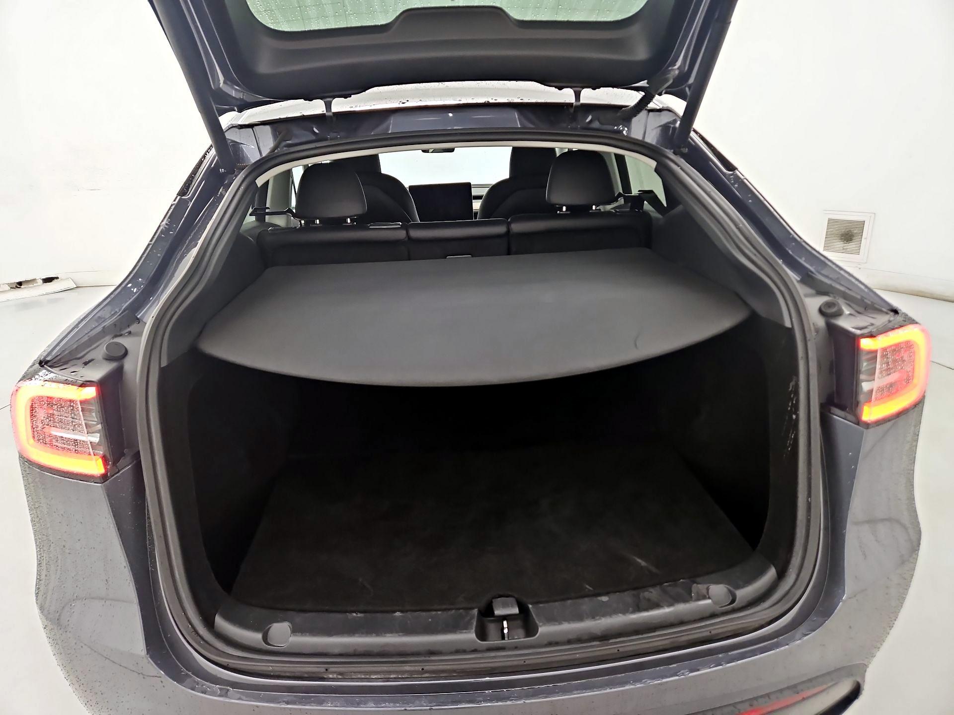 Thumbnail: 2023 Tesla Model Y - 20