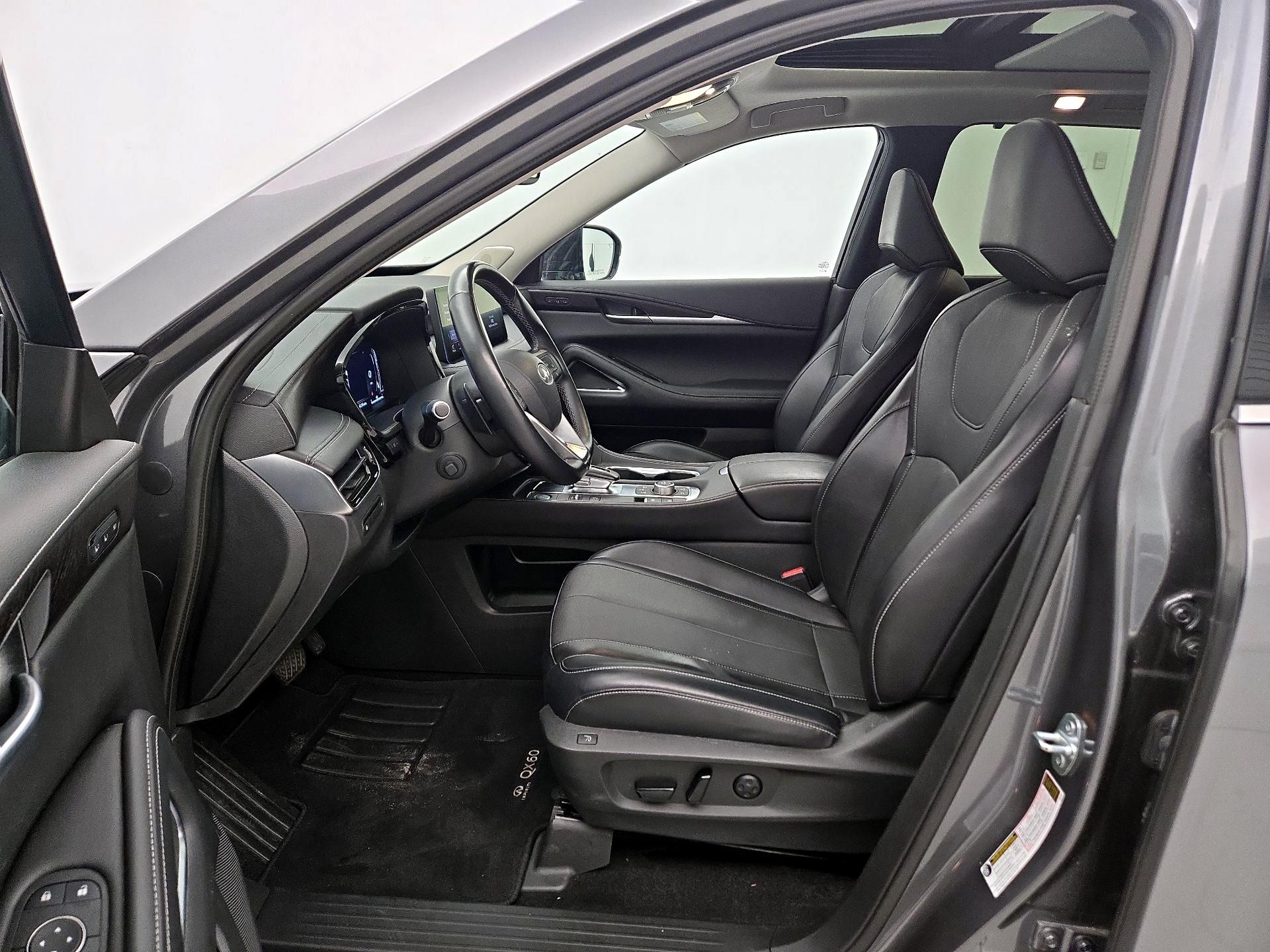 Thumbnail: 2022 INFINITI QX60 - 11