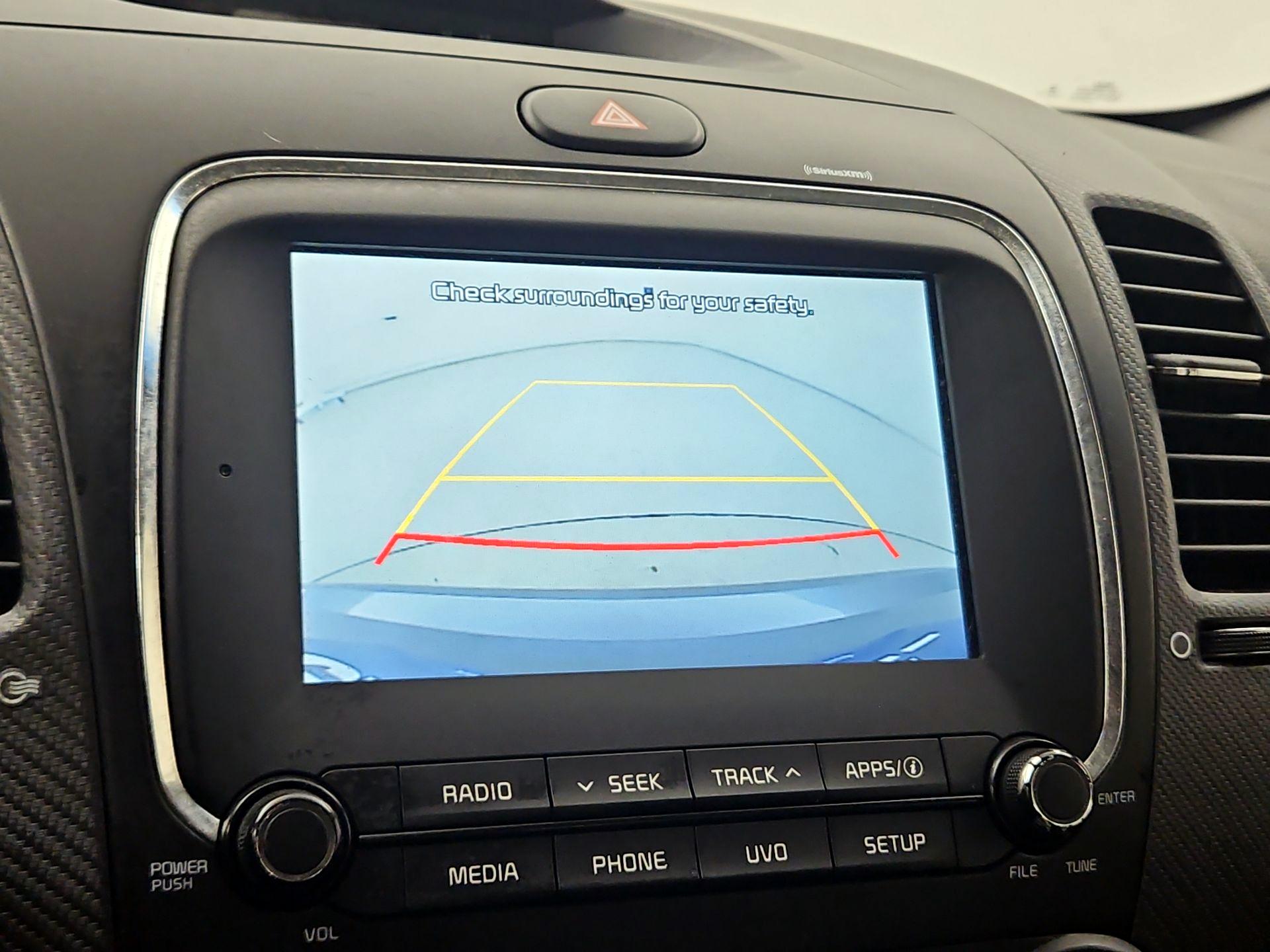 Thumbnail: 2017 Kia Forte - 14