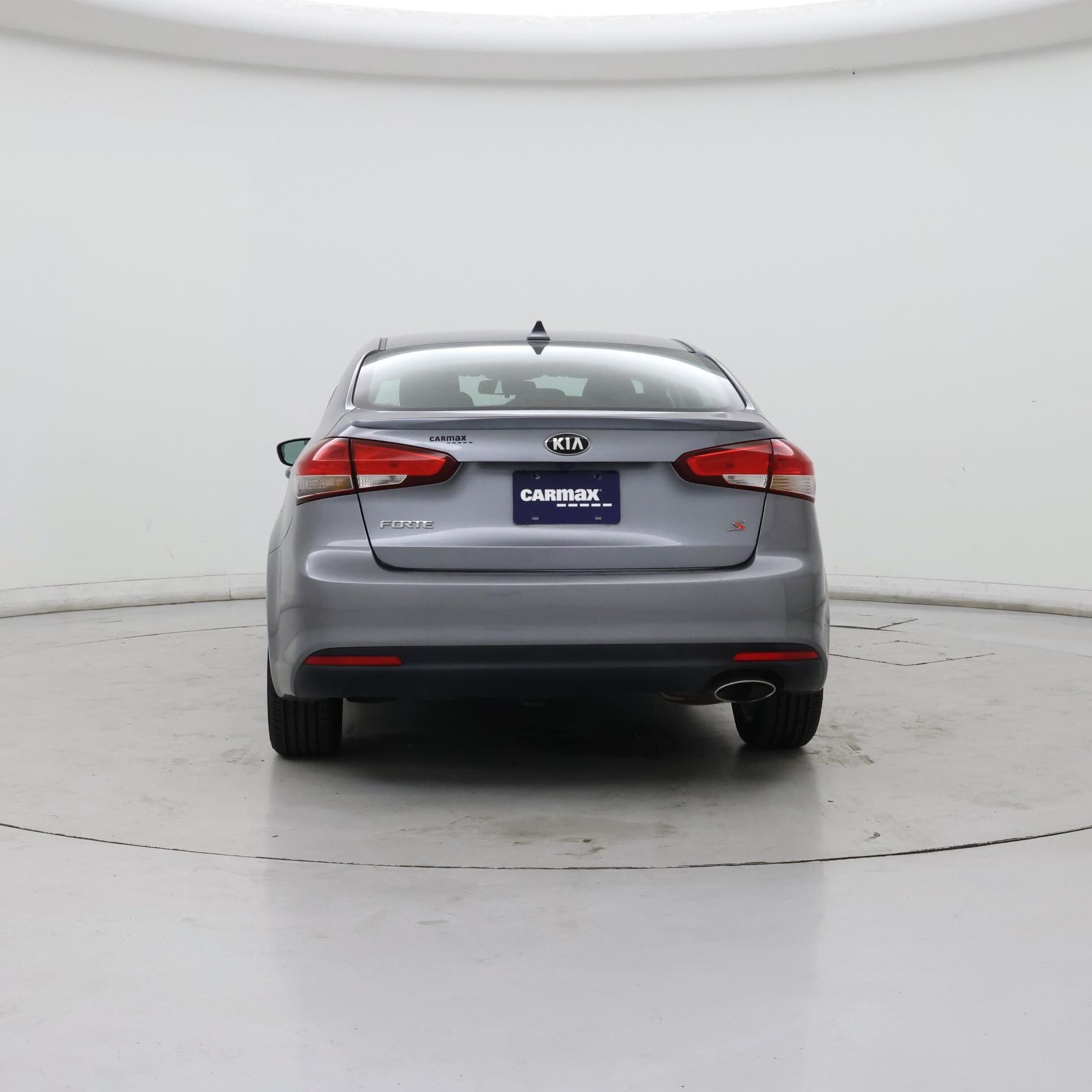 Thumbnail: 2017 Kia Forte - 6