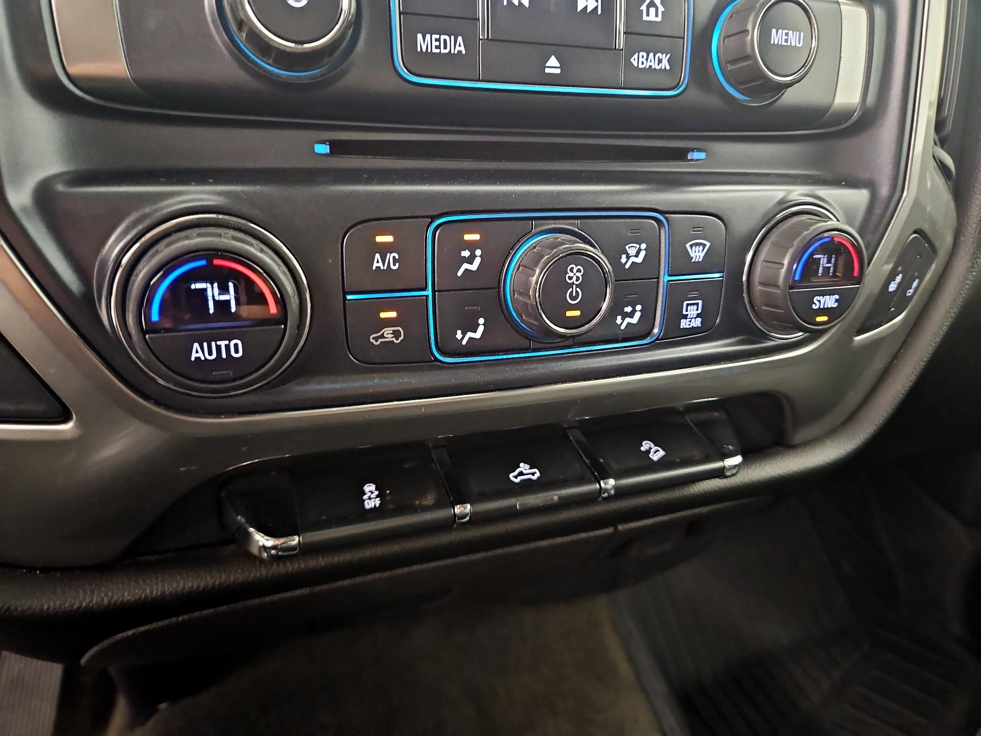Thumbnail: 2018 Chevrolet Silverado 1500 - 16