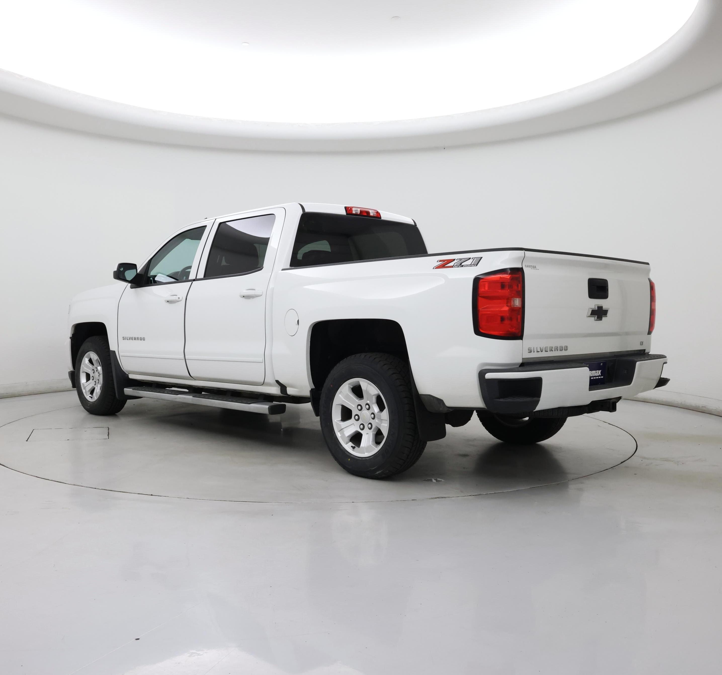 Thumbnail: 2018 Chevrolet Silverado 1500 - 2