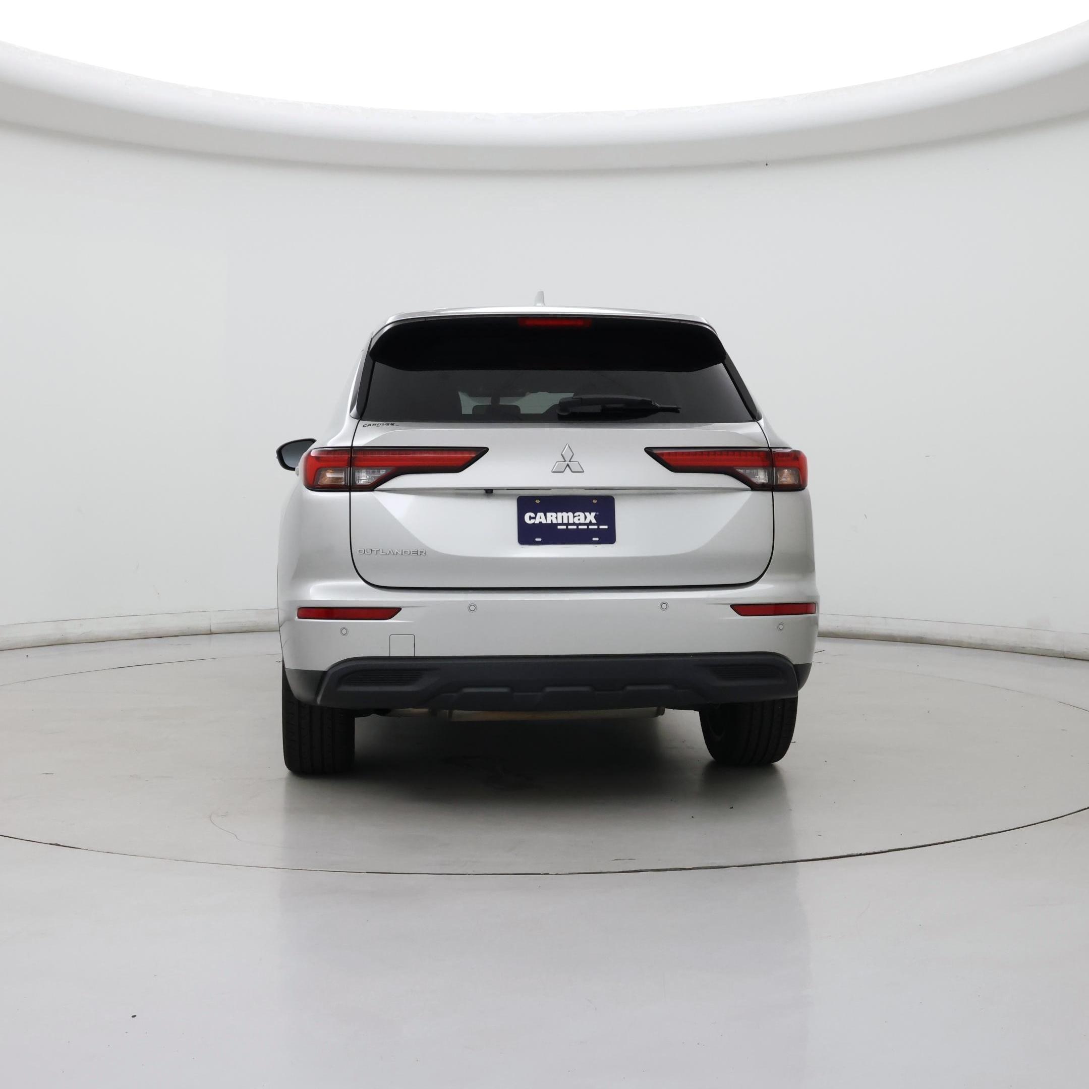 Thumbnail: 2022 Mitsubishi Outlander - 6