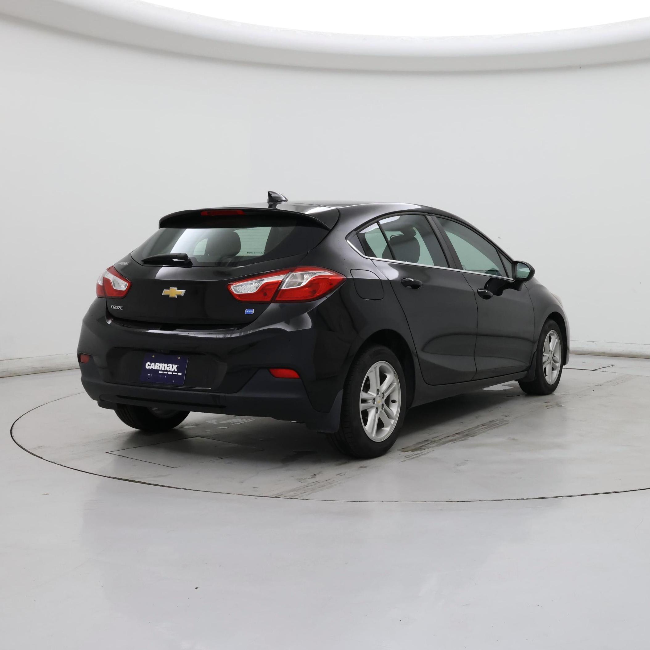 Thumbnail: 2018 Chevrolet Cruze - 8