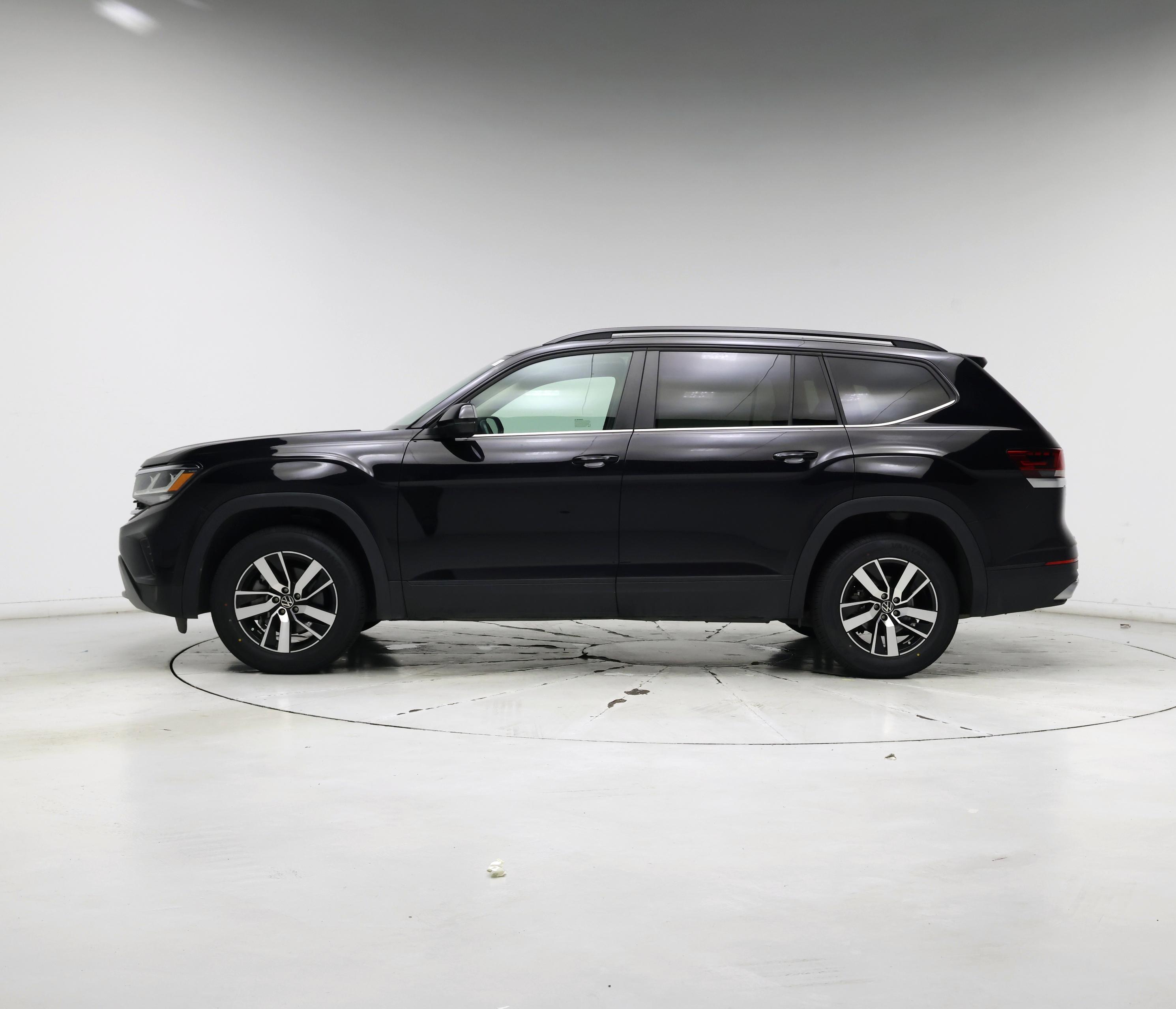 Thumbnail: 2023 Volkswagen Atlas - 3