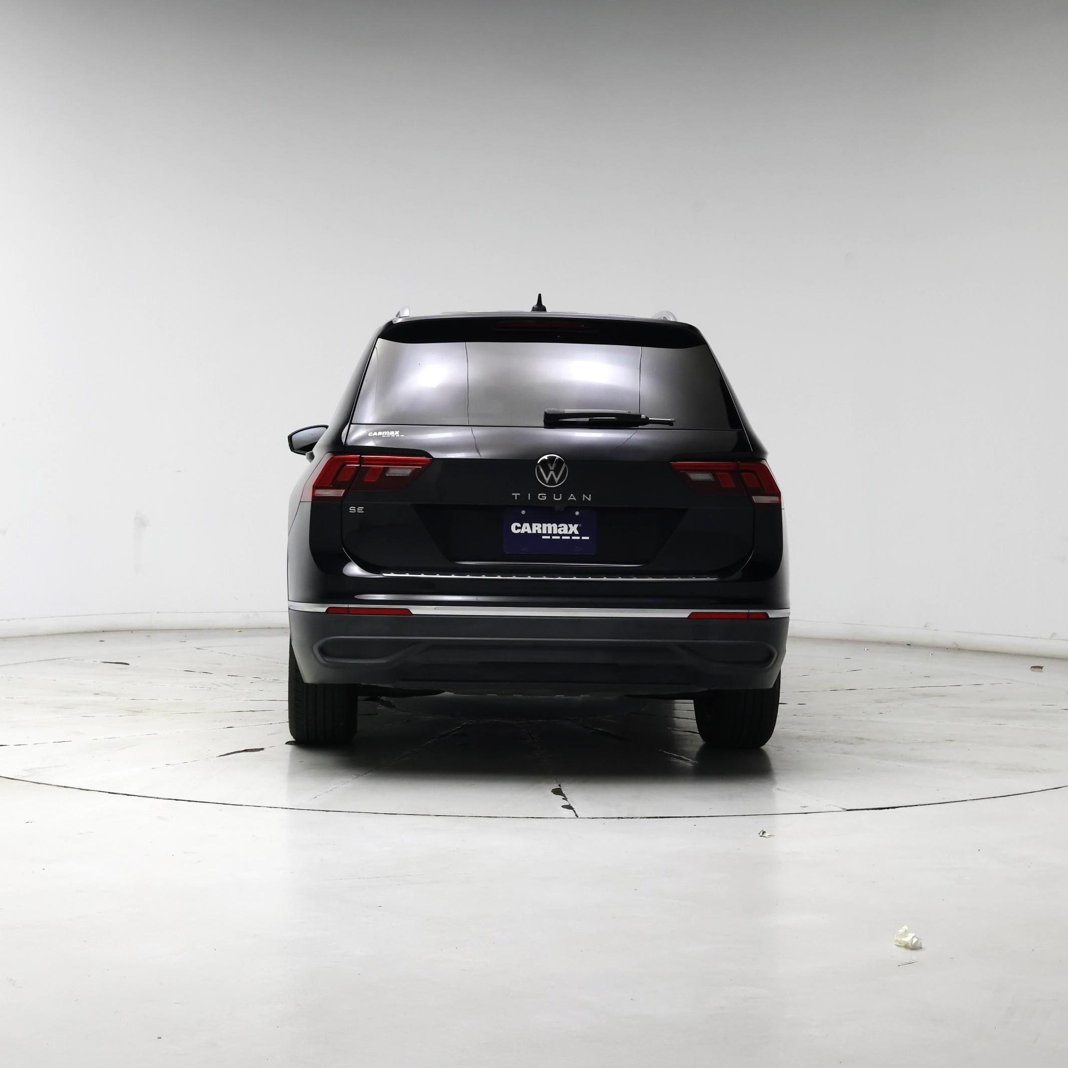 Thumbnail: 2023 Volkswagen Tiguan - 6