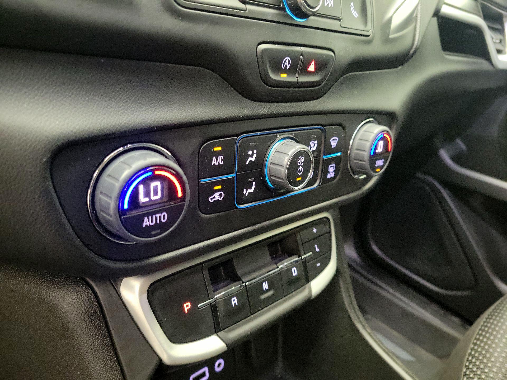 Thumbnail: 2023 GMC Terrain - 16
