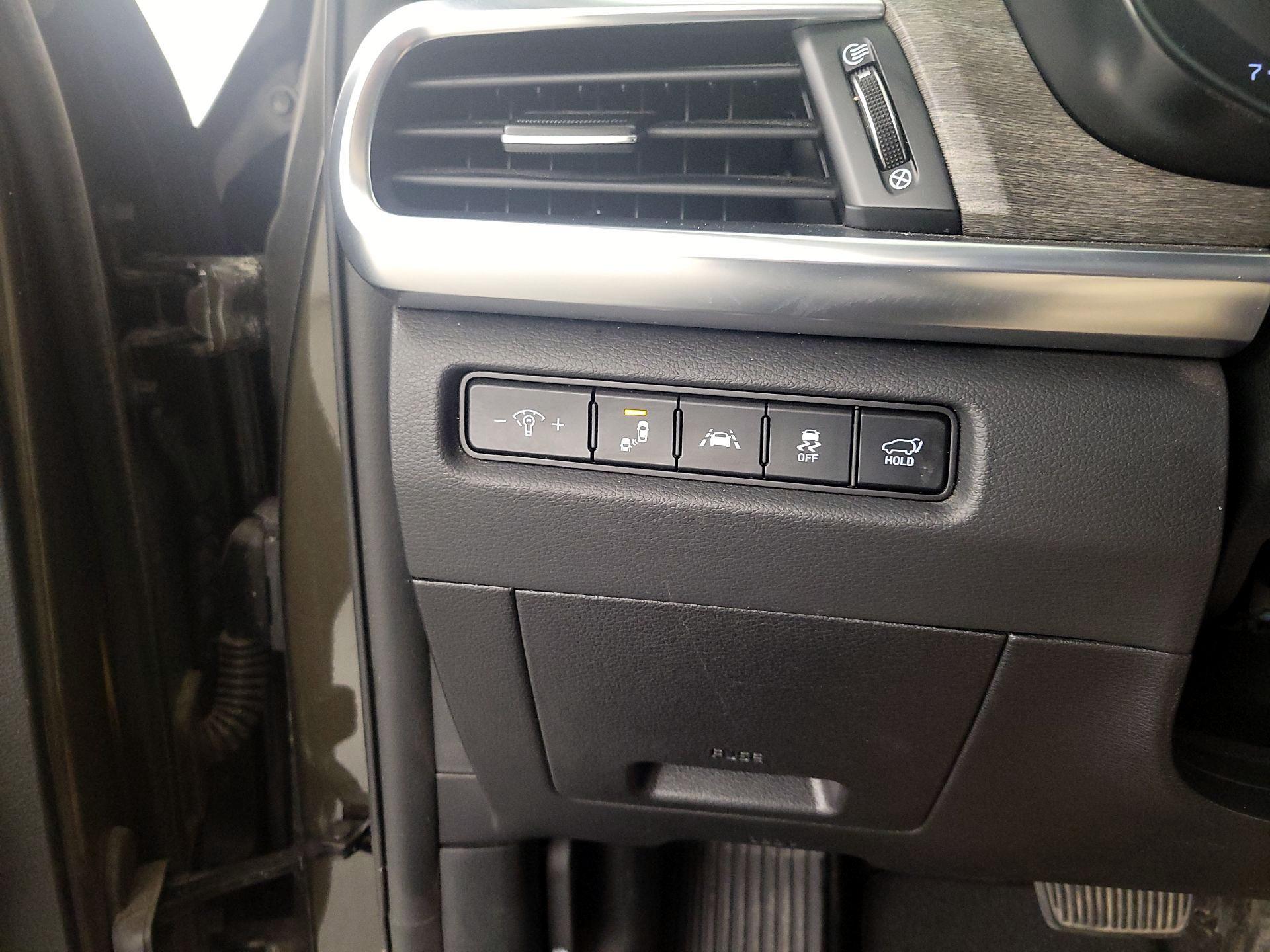 Thumbnail: 2022 Kia Telluride - 13