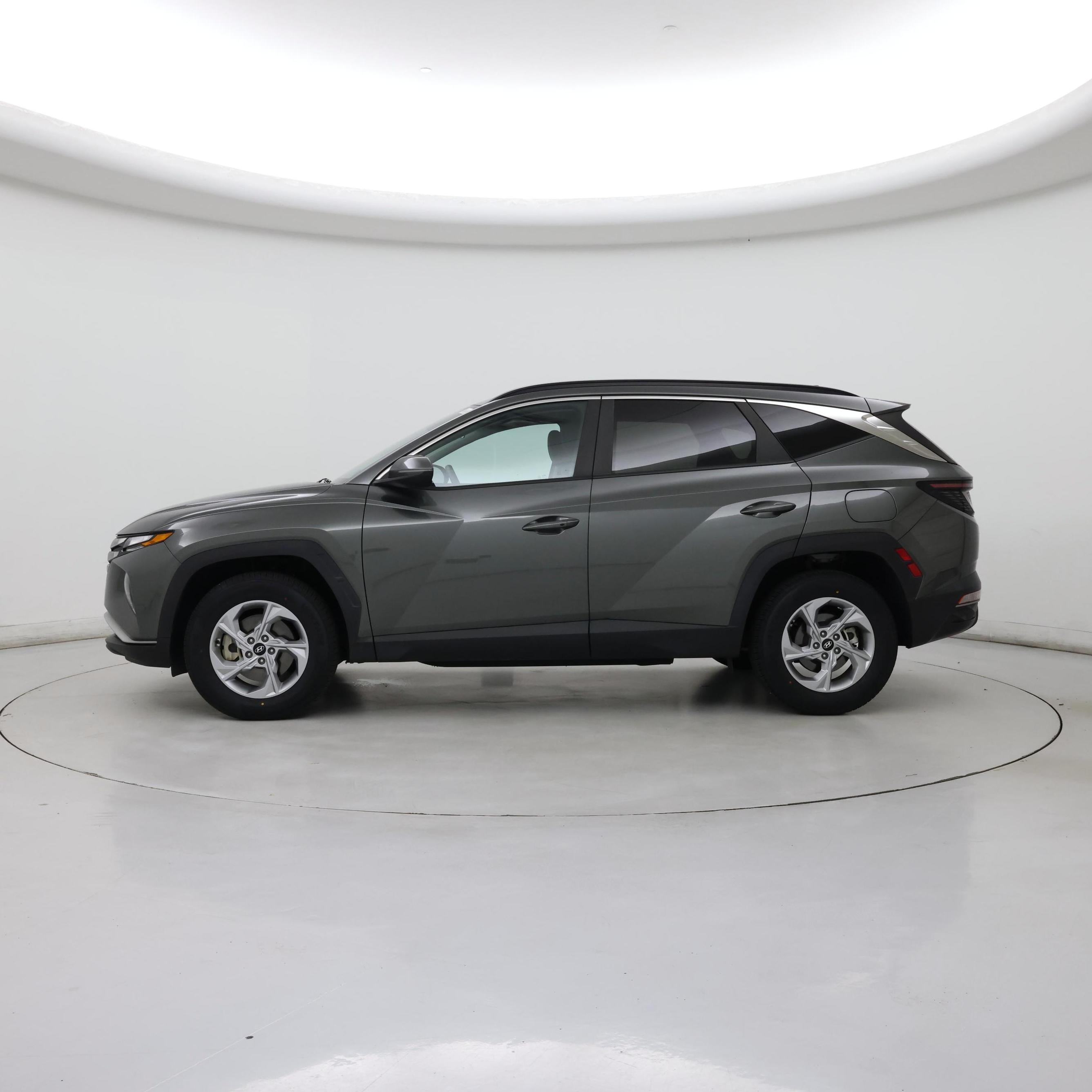 Thumbnail: 2022 Hyundai Tucson - 3