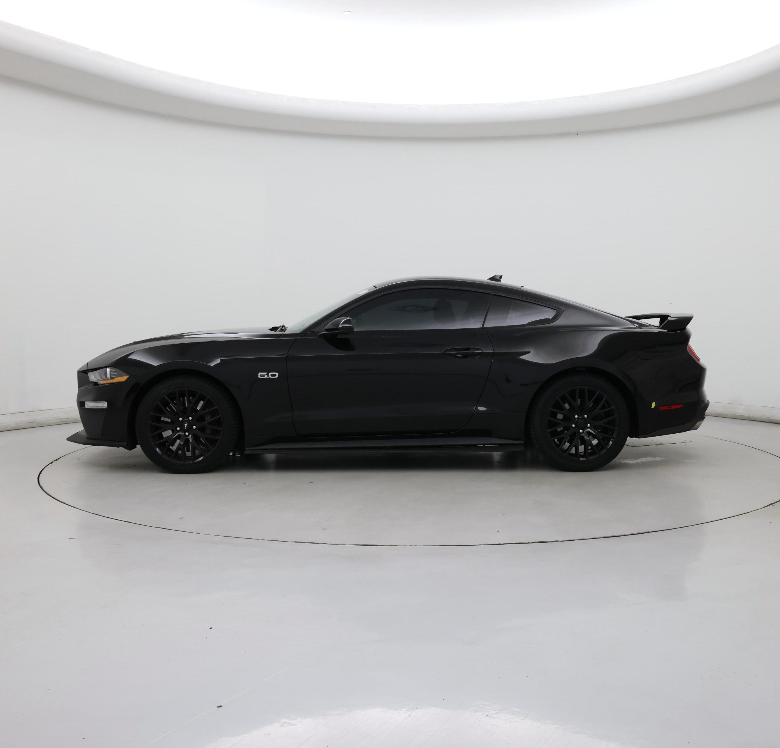 Thumbnail: 2020 Ford Mustang - 3