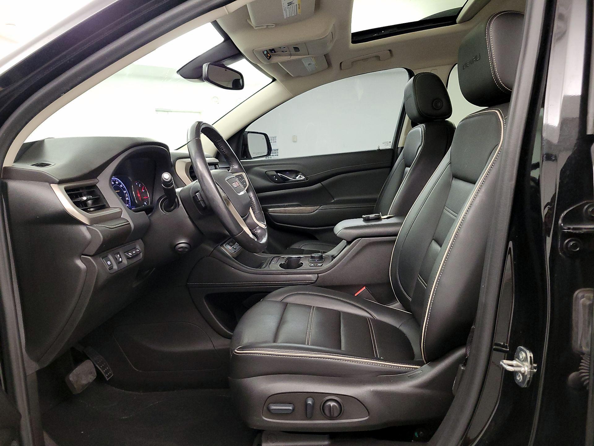 Thumbnail: 2022 GMC Acadia - 11