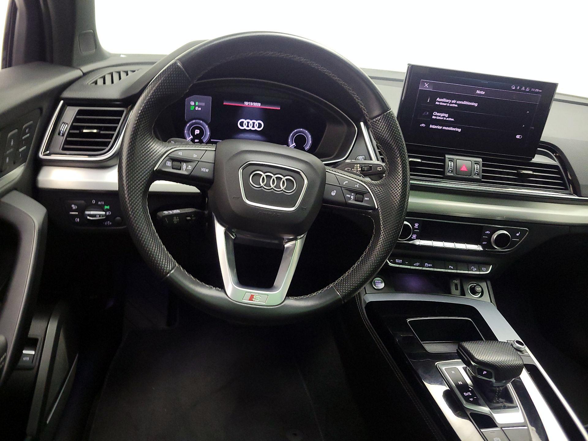 Thumbnail: 2022 Audi Q5 - 10