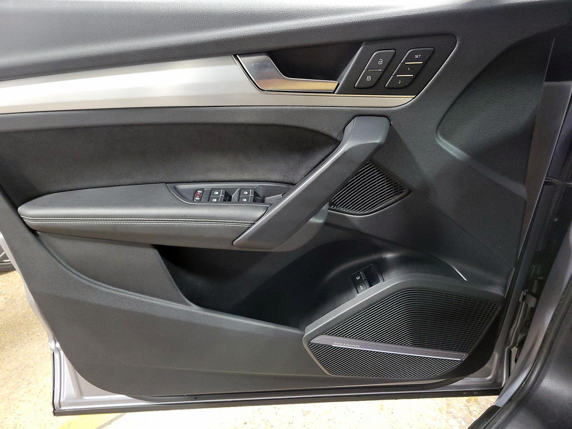 Thumbnail: 2022 Audi Q5 - 12