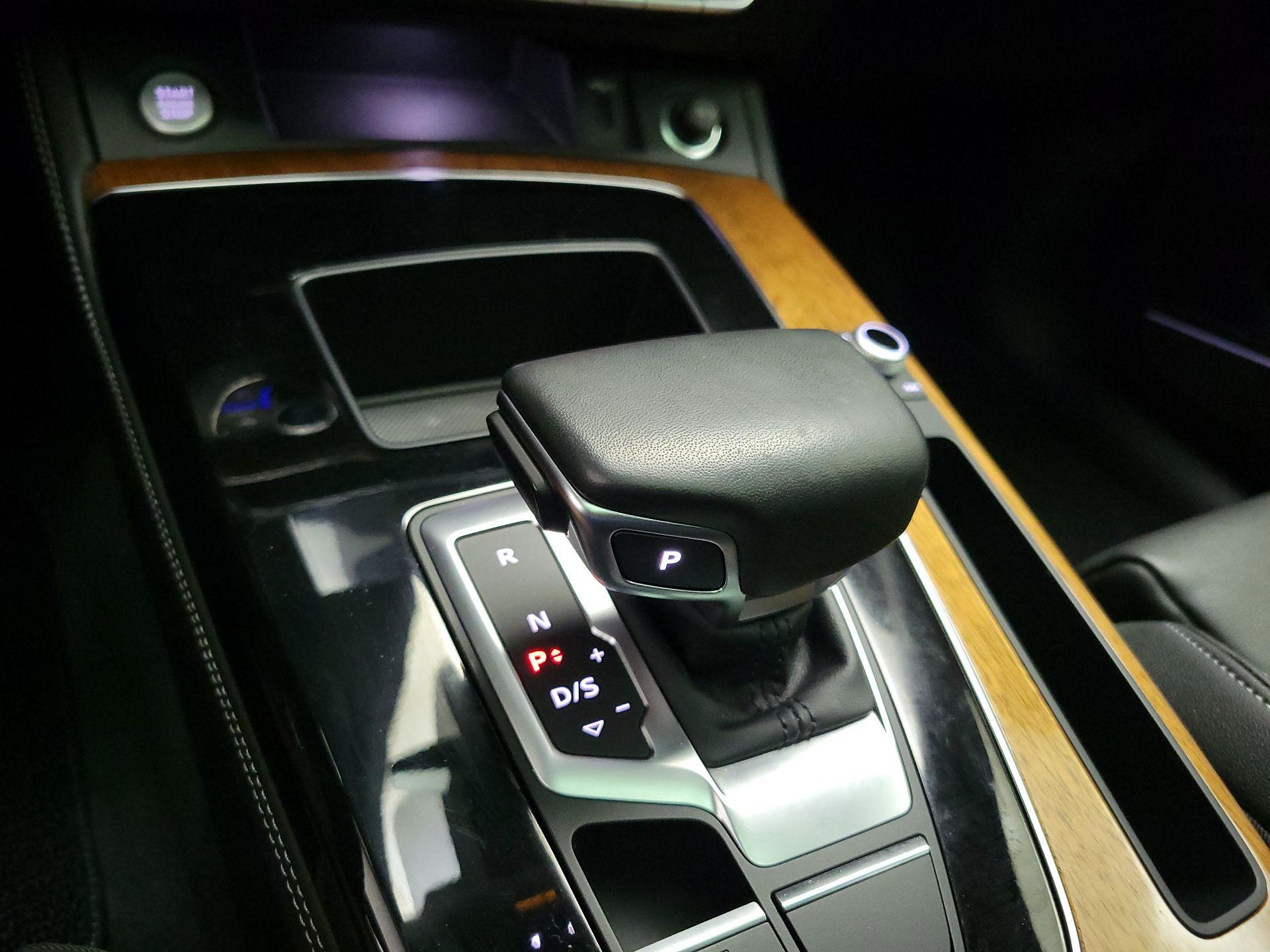 Thumbnail: 2023 Audi Q5 - 18