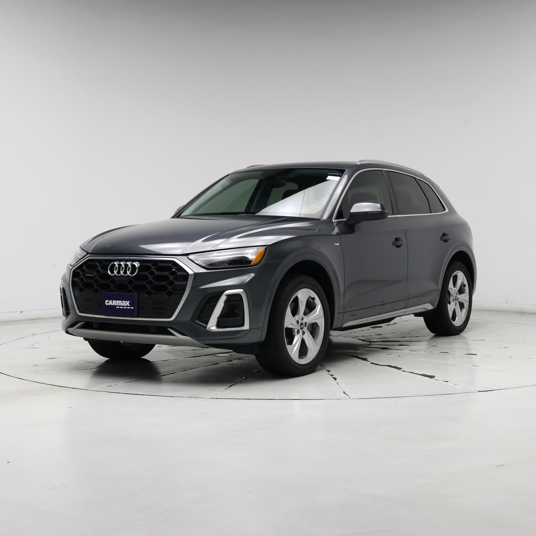 Thumbnail: 2023 Audi Q5 - 4