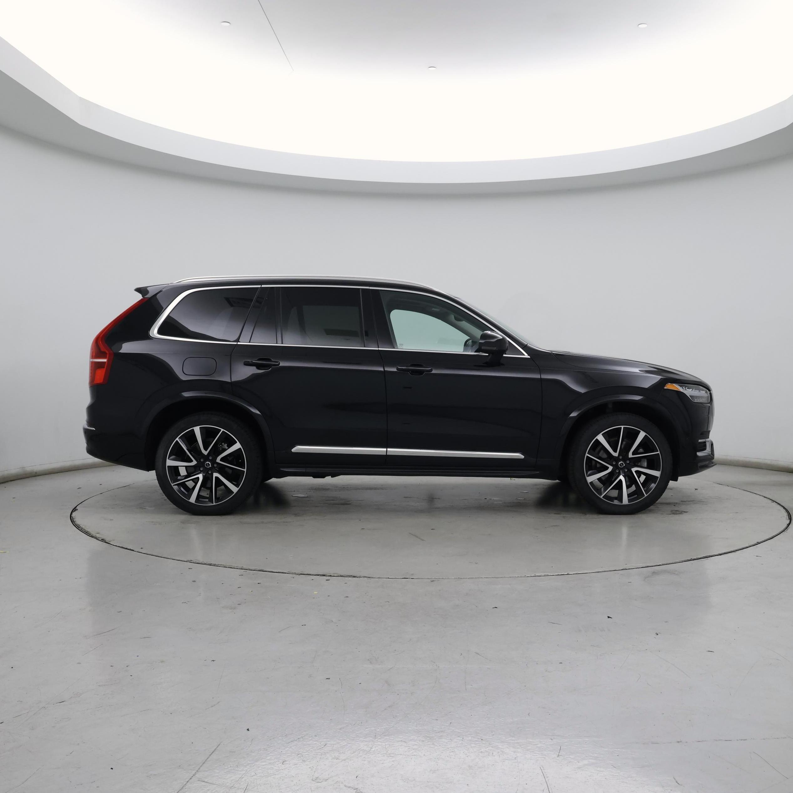 Thumbnail: 2023 Volvo XC90 - 7