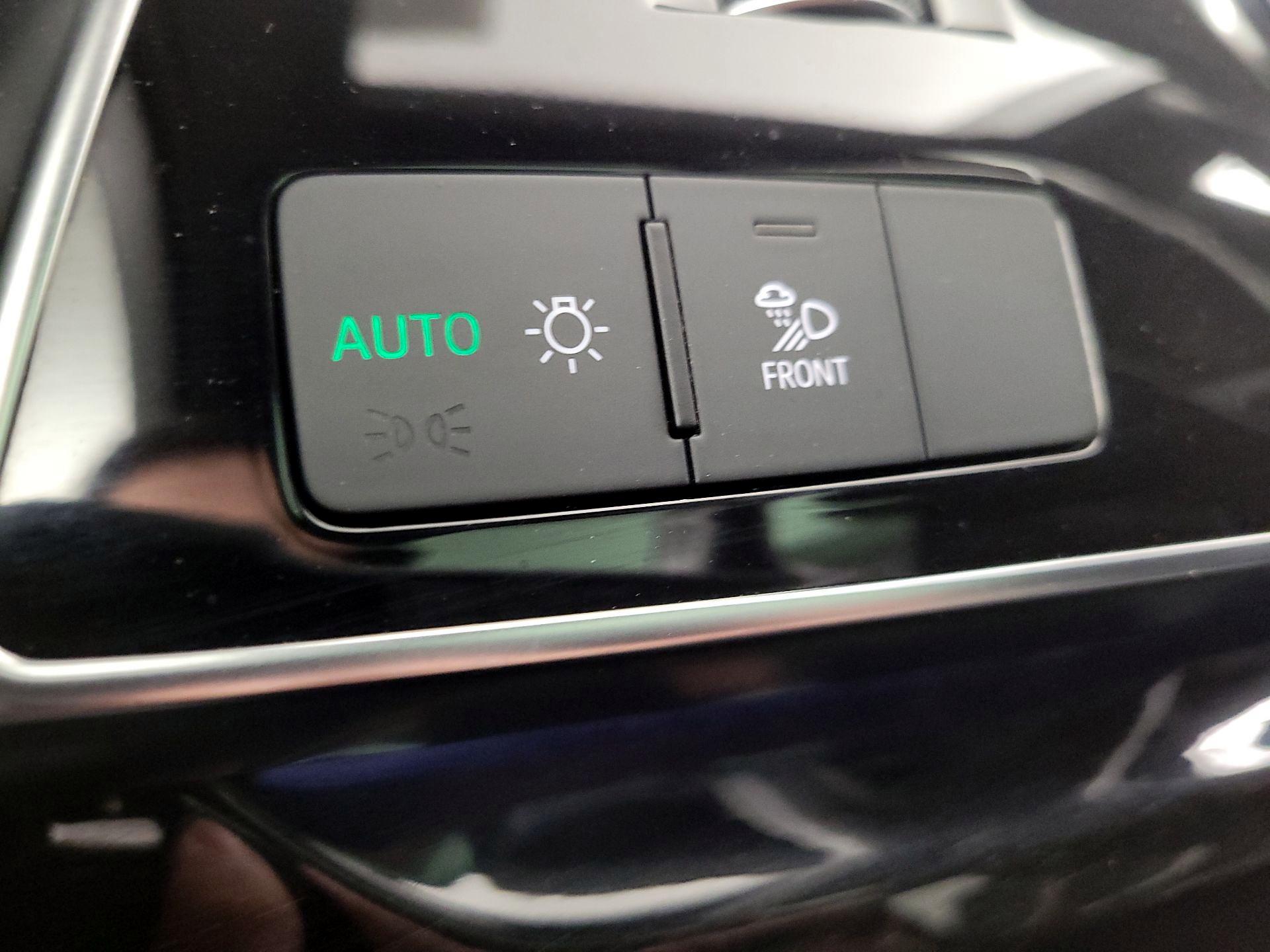 Thumbnail: 2021 Audi Q7 - 13