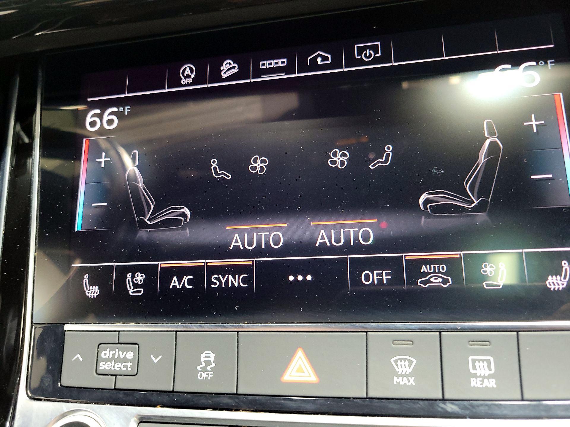 Thumbnail: 2021 Audi Q7 - 16