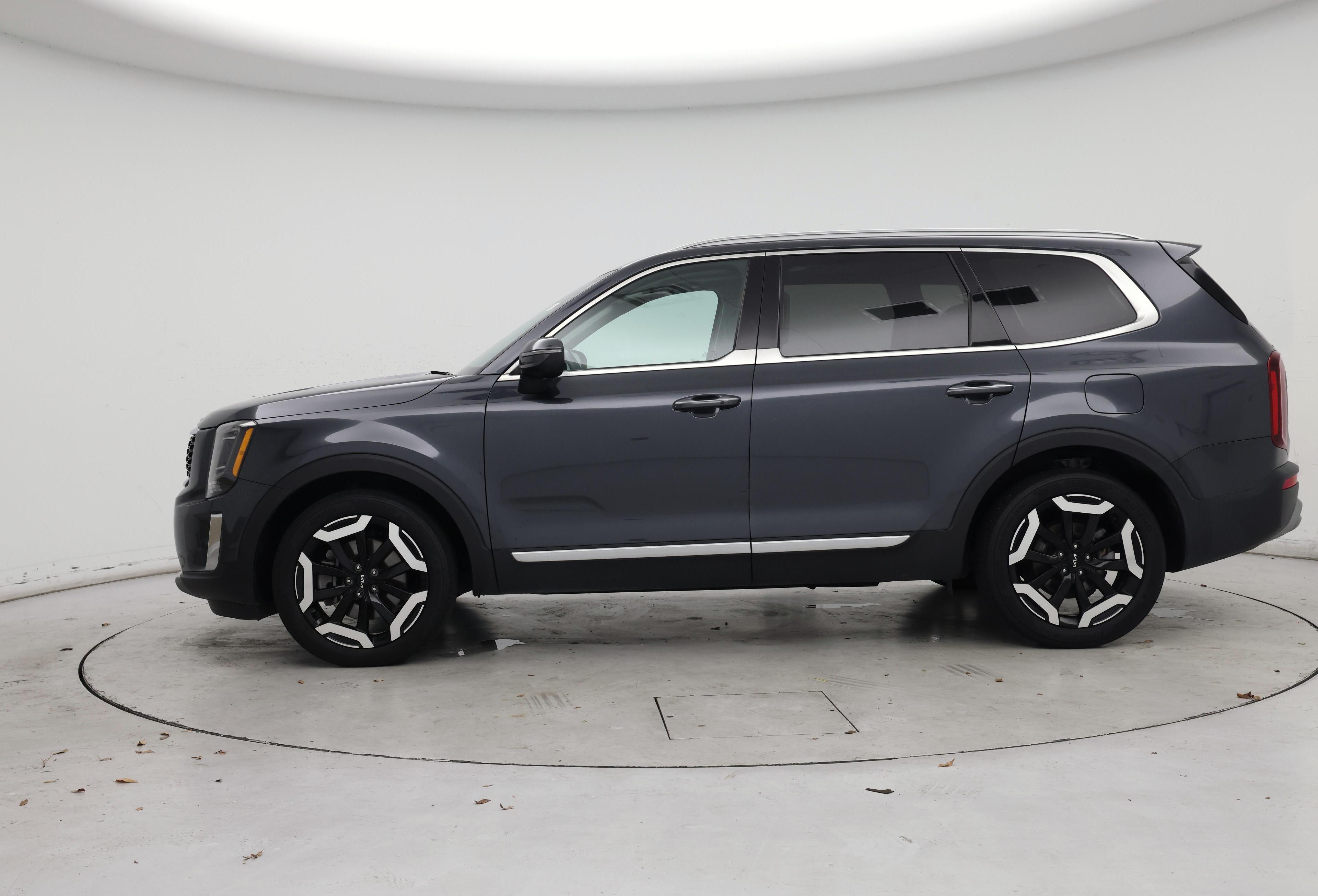 Thumbnail: 2022 Kia Telluride - 3