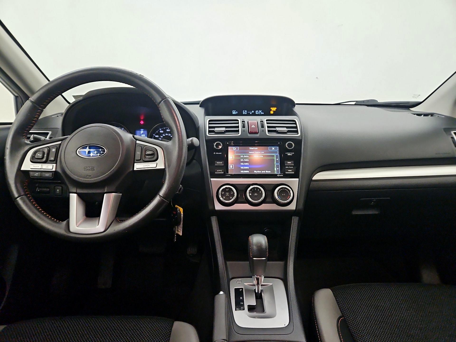 Thumbnail: 2017 Subaru Crosstrek - 9