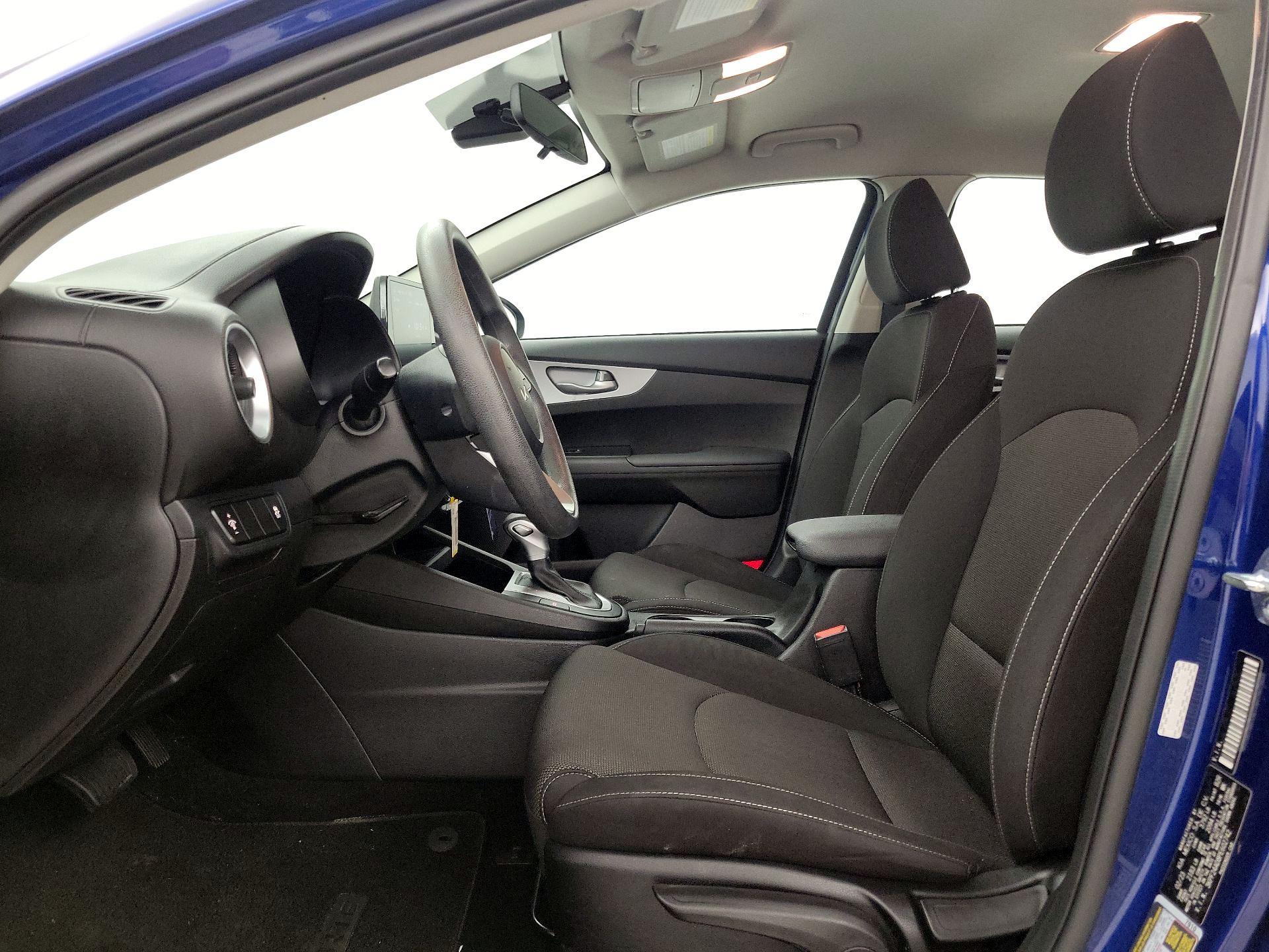 Thumbnail: 2023 Kia Forte - 11