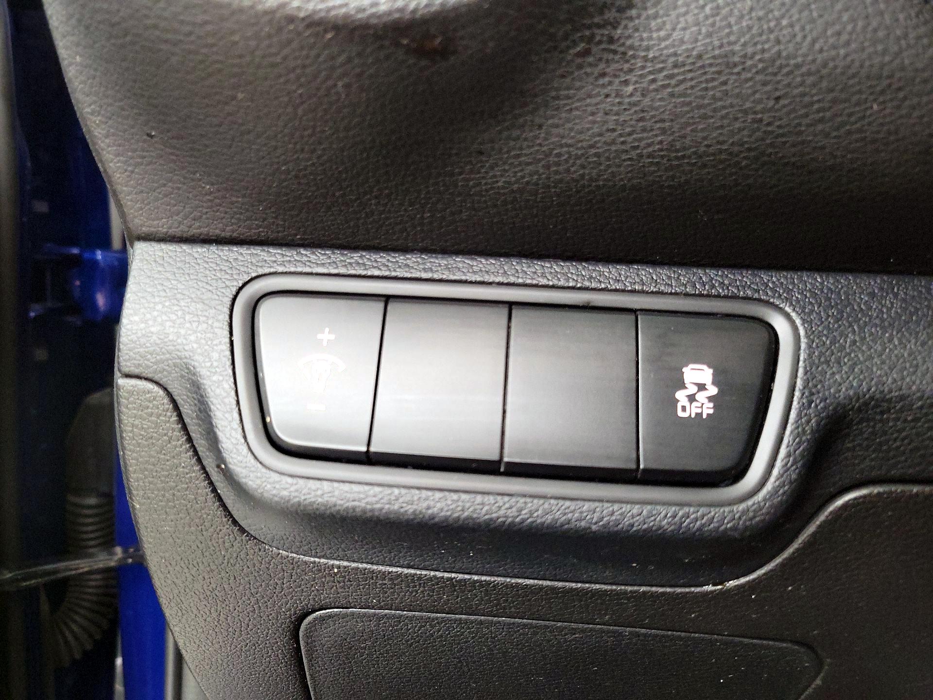 Thumbnail: 2023 Kia Forte - 13