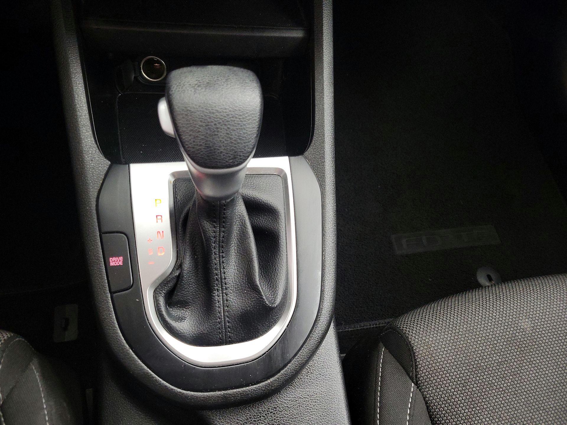 Thumbnail: 2023 Kia Forte - 17