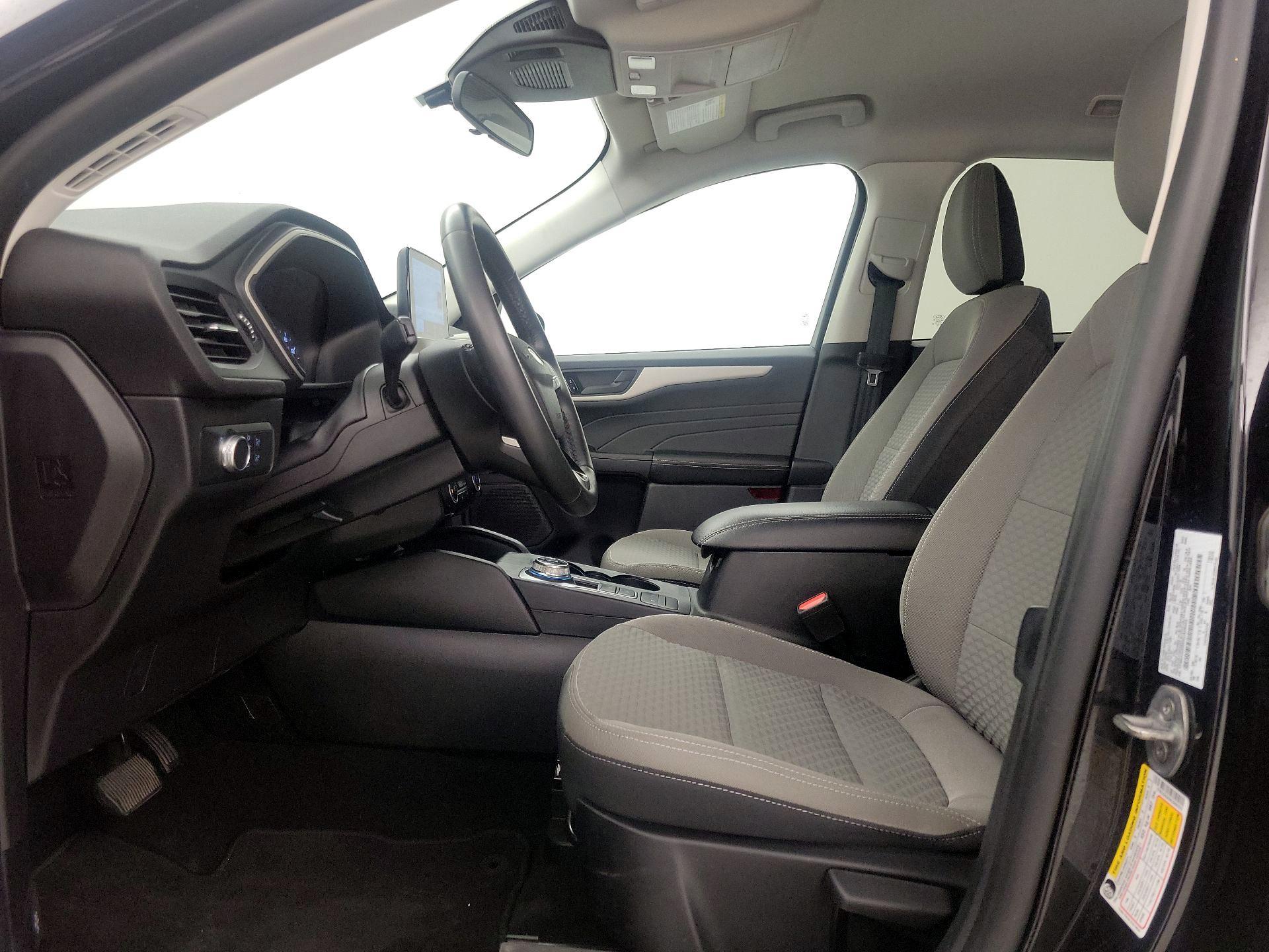 Thumbnail: 2022 Ford Escape - 11