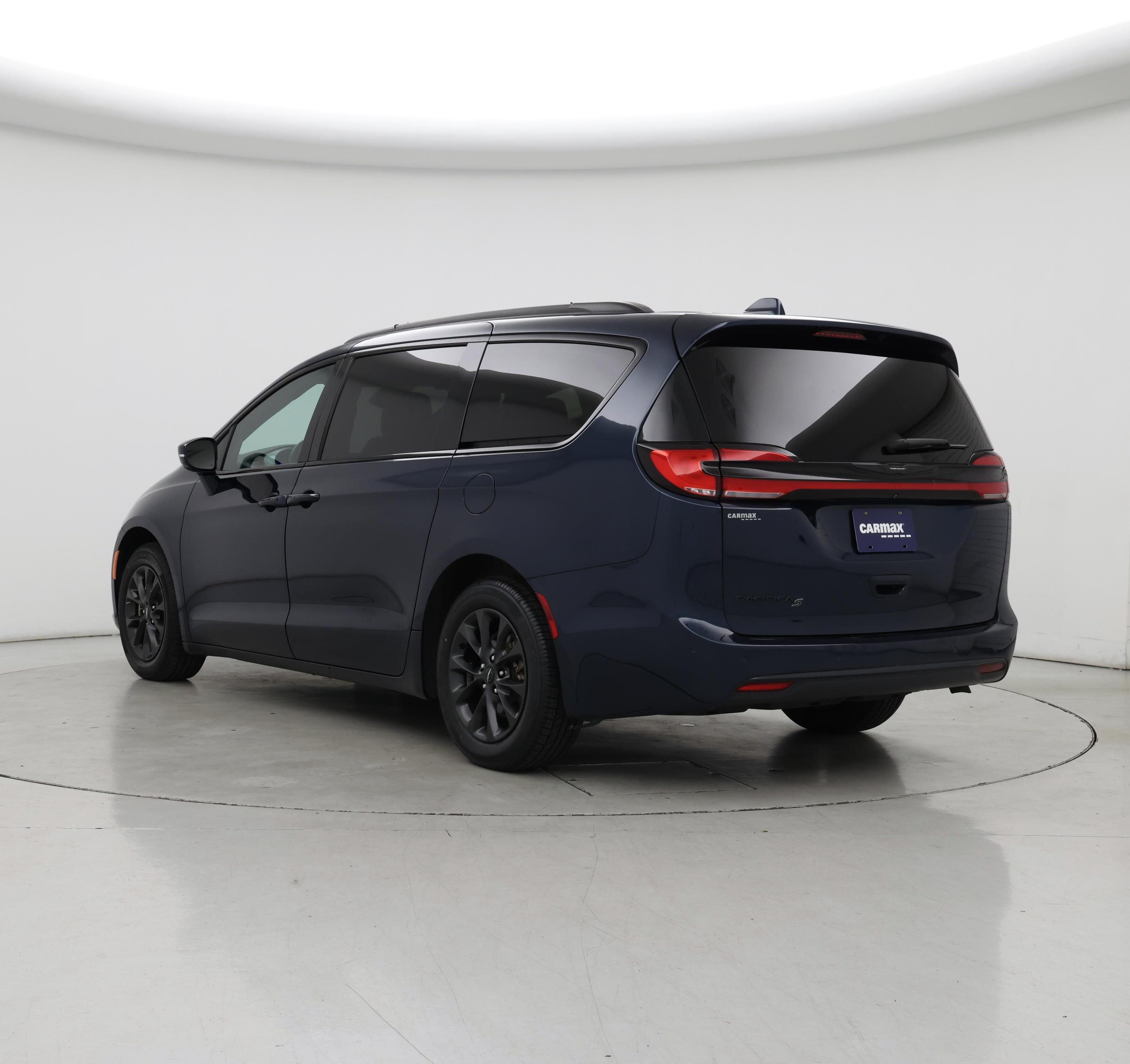 Thumbnail: 2021 Chrysler Pacifica - 2