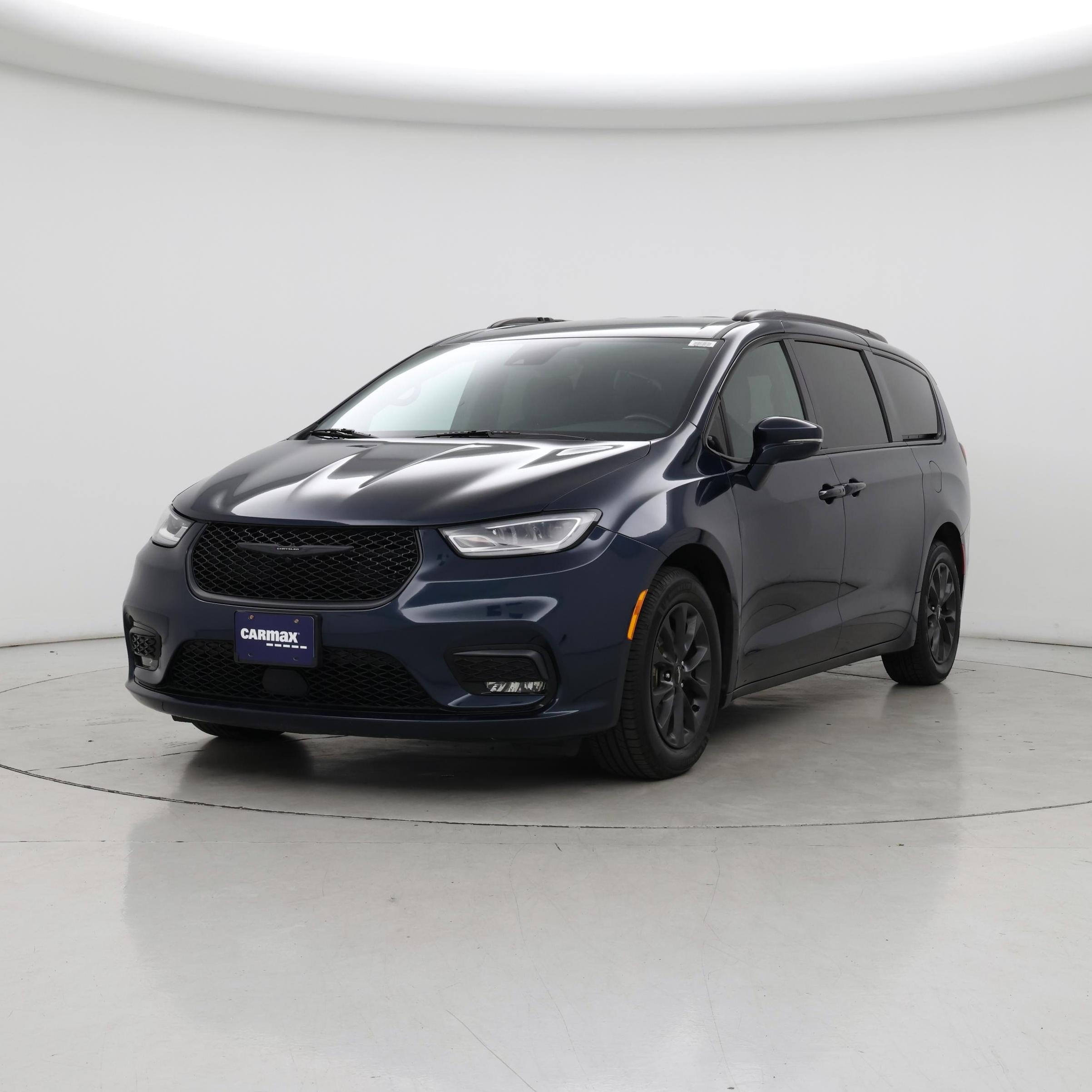 Thumbnail: 2021 Chrysler Pacifica - 4