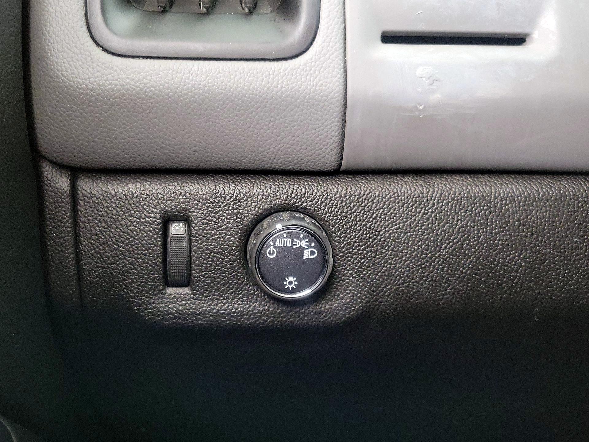 Thumbnail: 2020 Chevrolet Colorado - 13