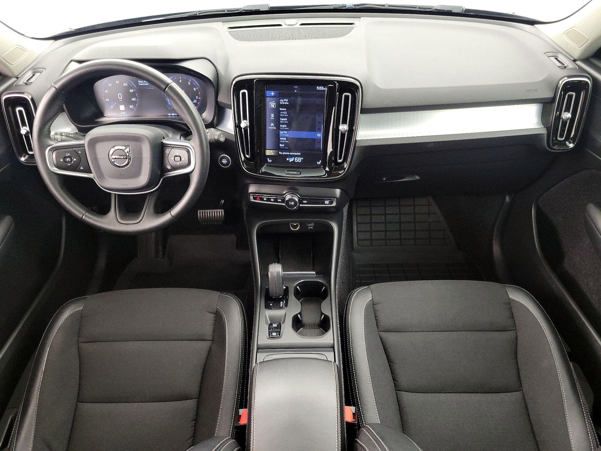 Thumbnail: 2020 Volvo XC40 - 9