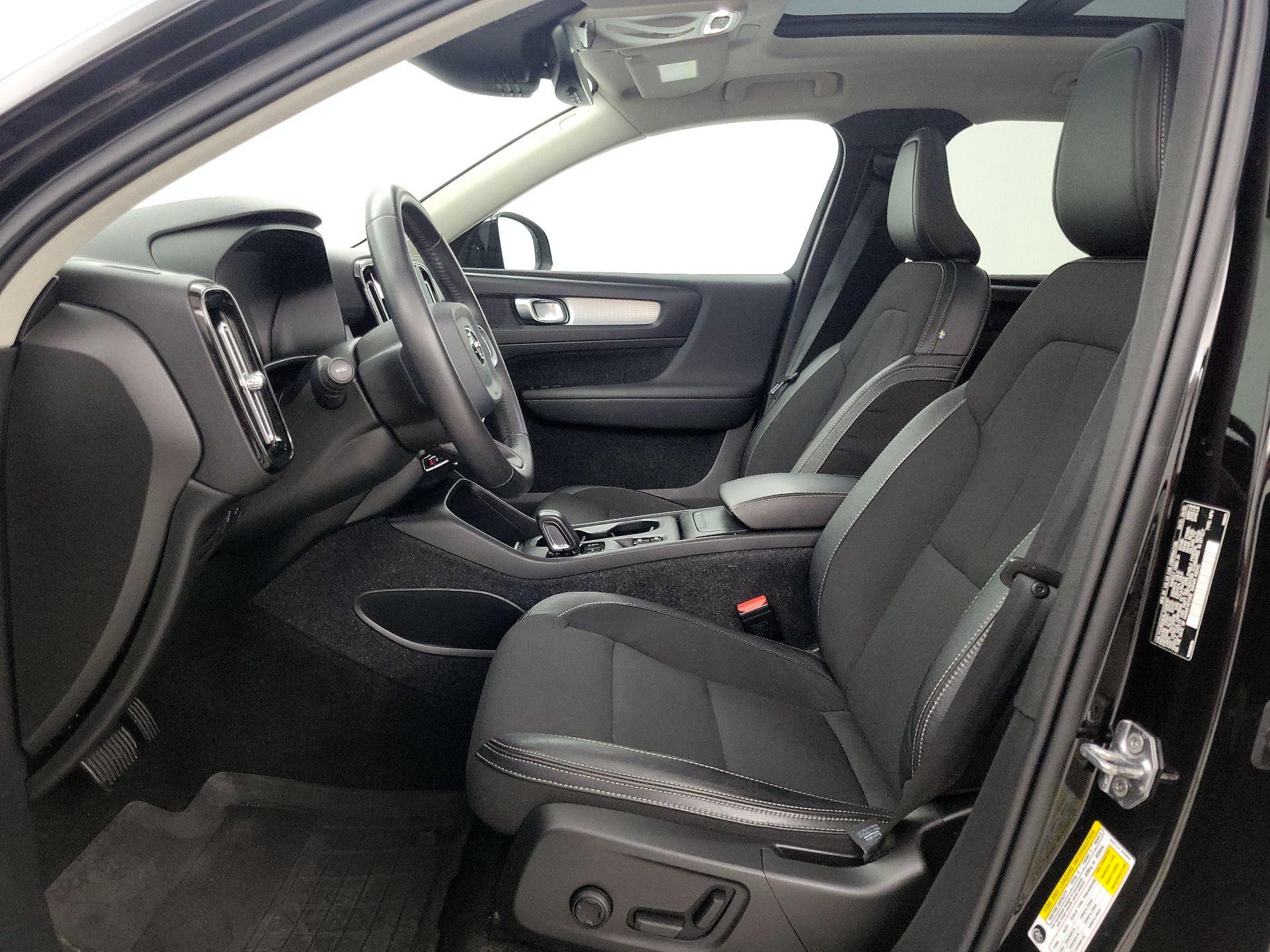 Thumbnail: 2020 Volvo XC40 - 11