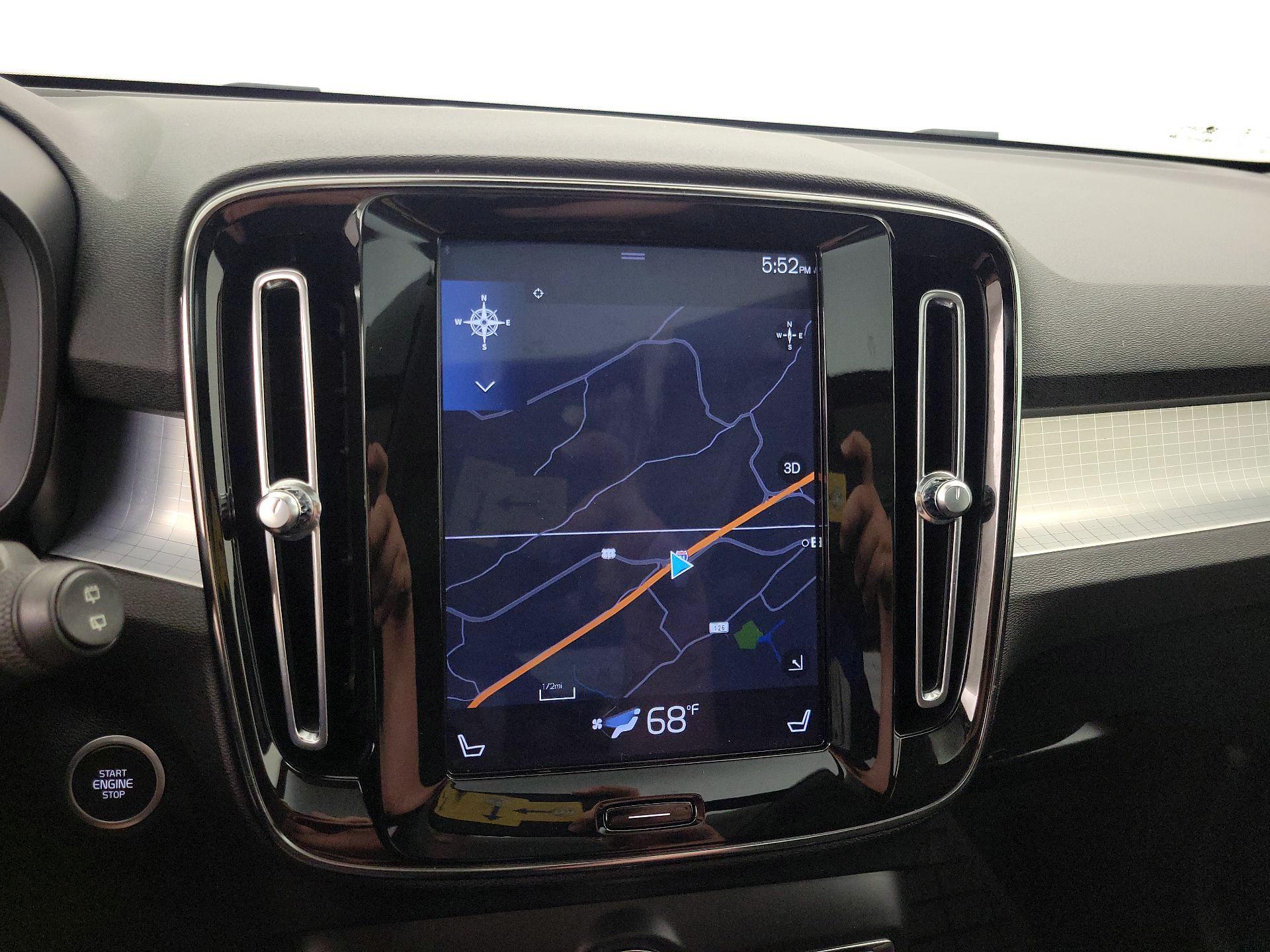Thumbnail: 2020 Volvo XC40 - 14