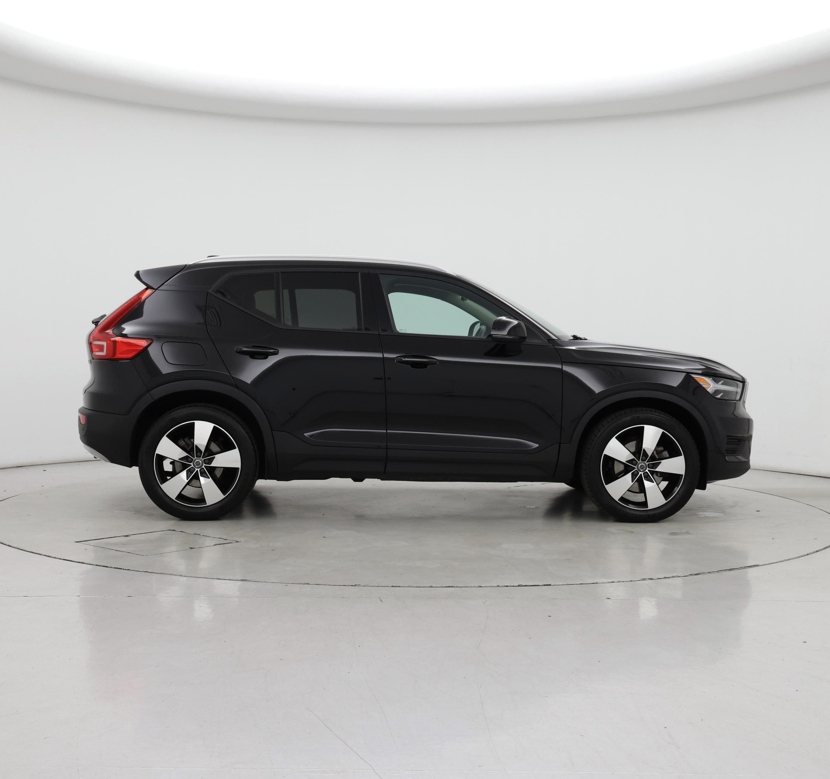 Thumbnail: 2020 Volvo XC40 - 7