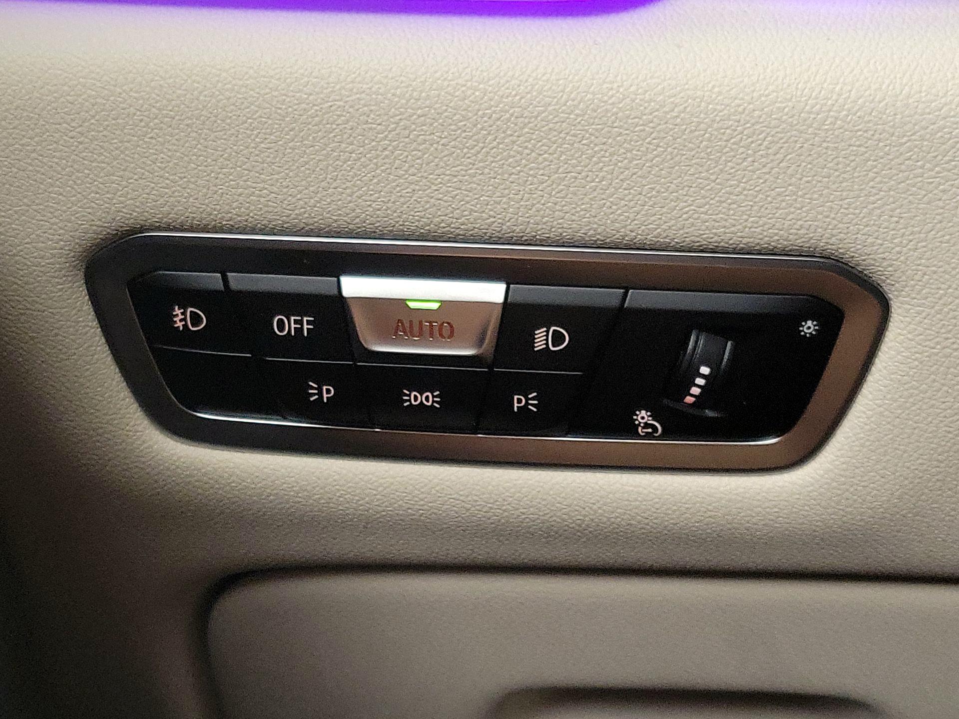 Thumbnail: 2020 BMW X5 - 13