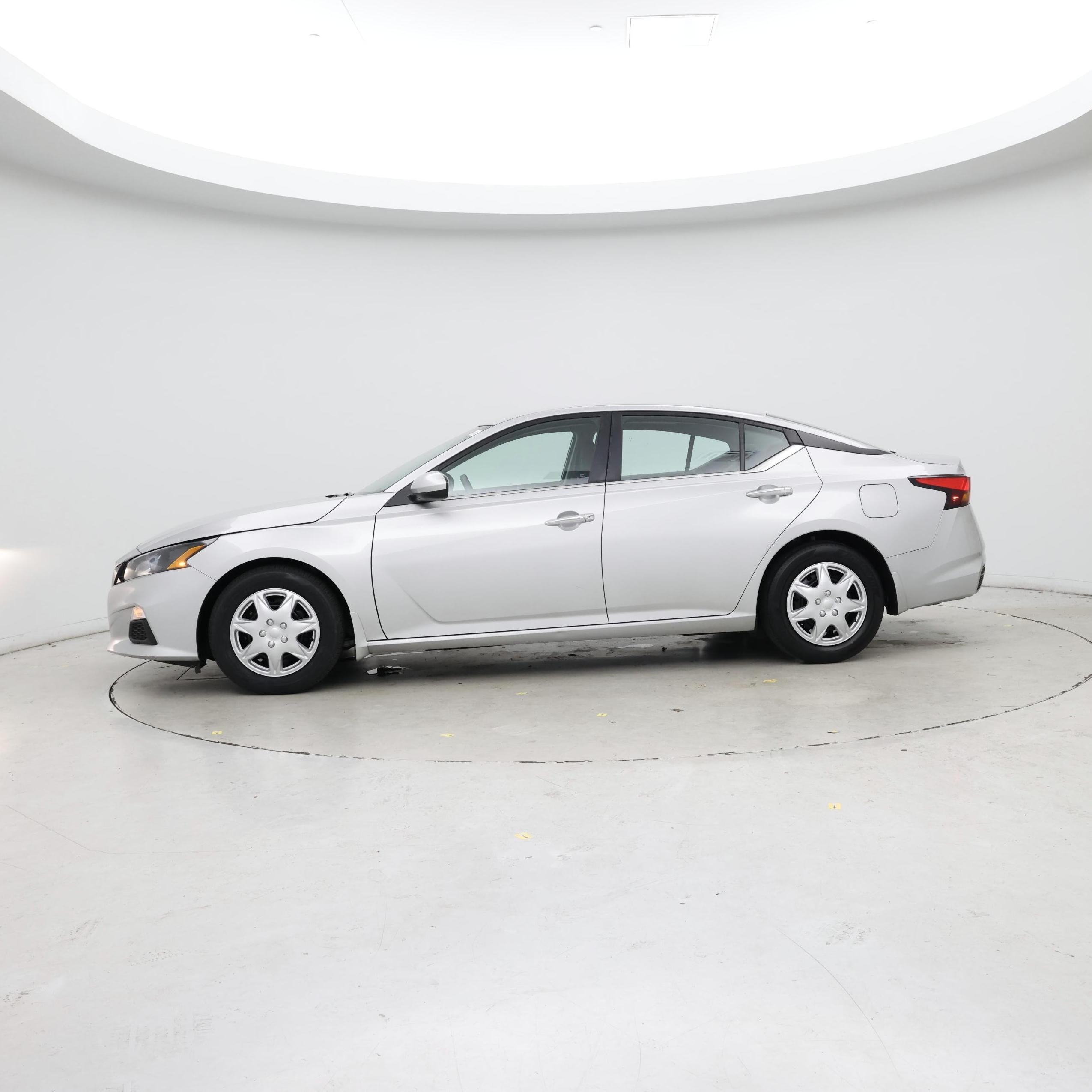Thumbnail: 2022 Nissan Altima - 3