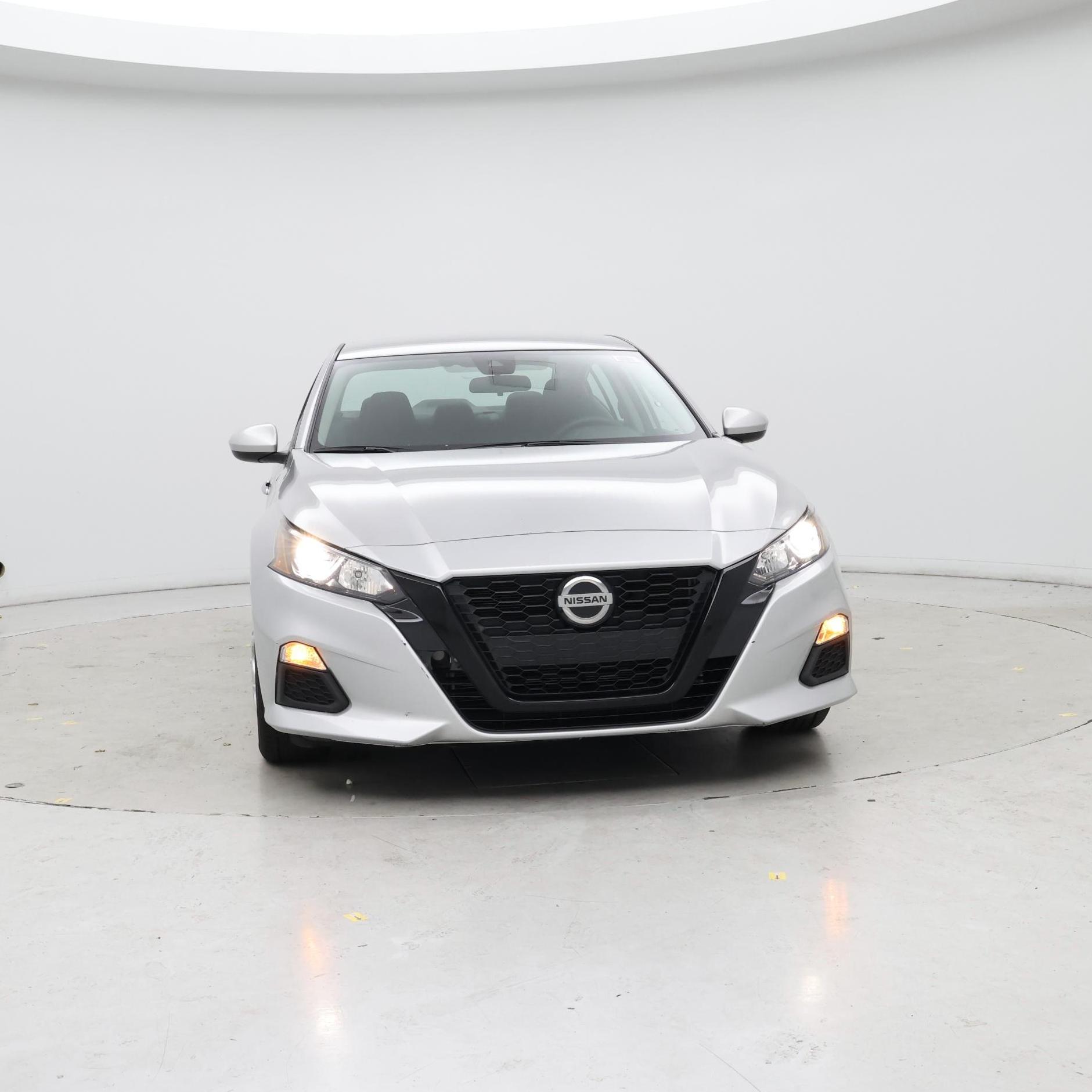 Thumbnail: 2022 Nissan Altima - 5