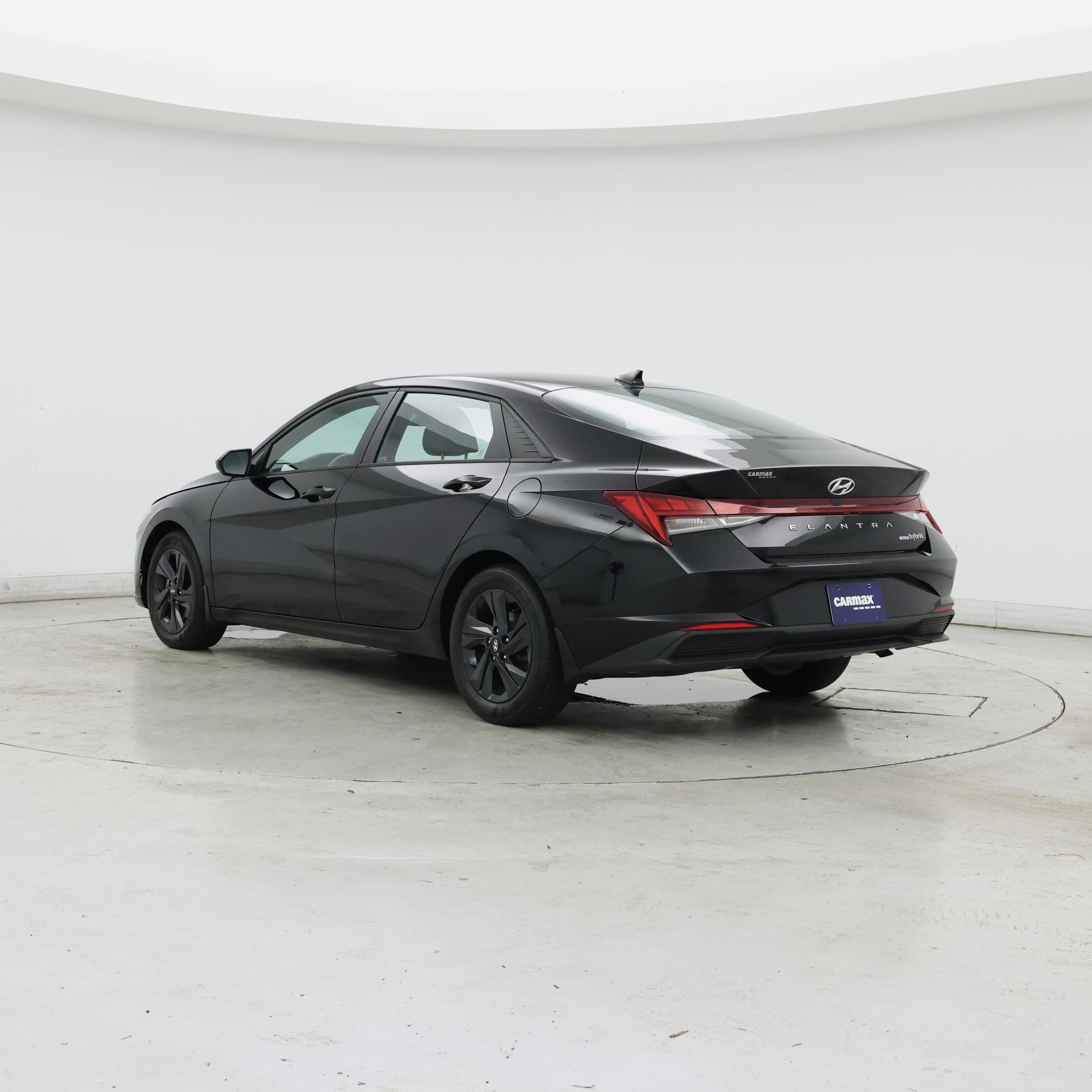 Thumbnail: 2022 Hyundai Elantra - 2